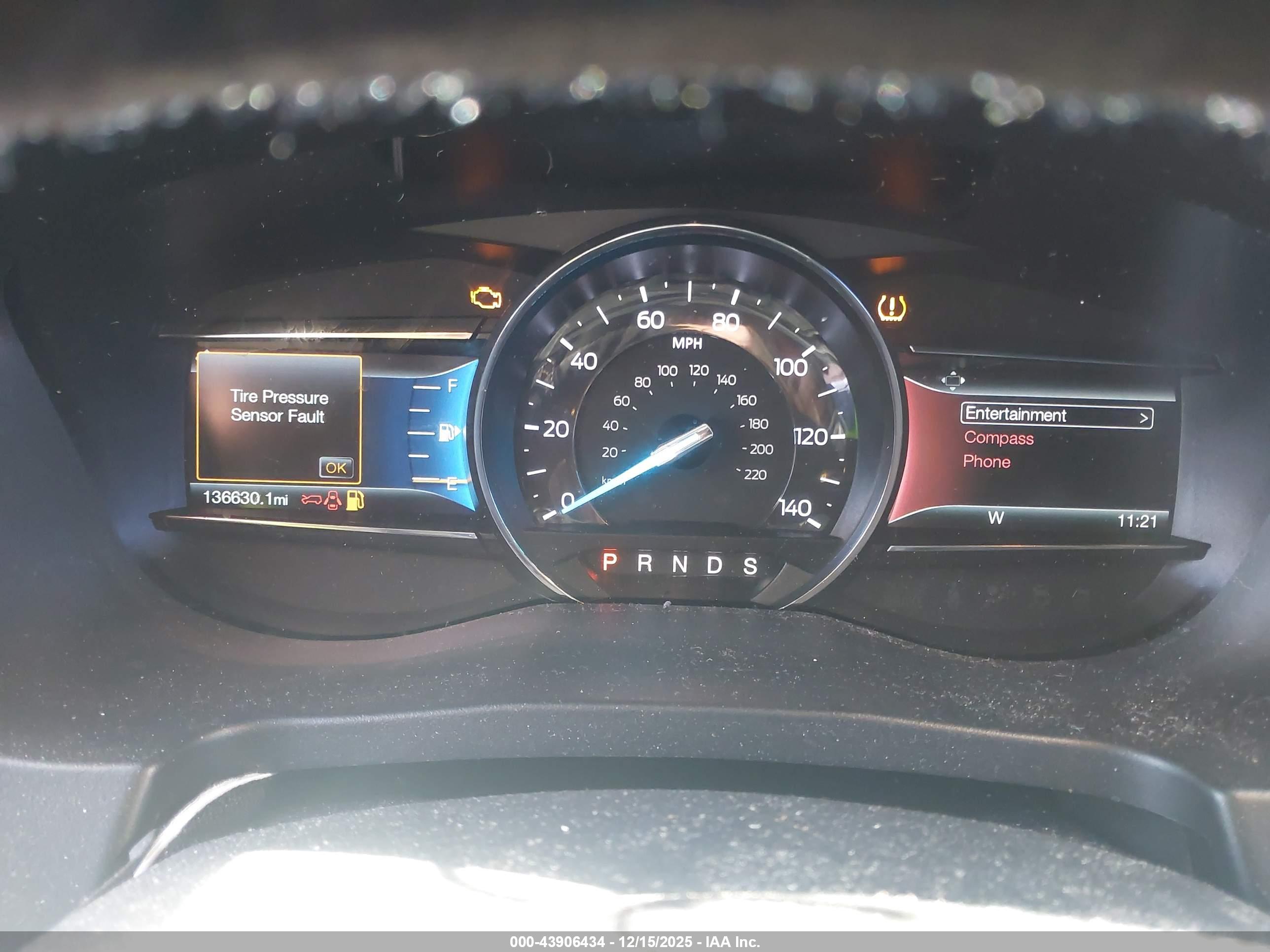 FORD EXPLORER image 7