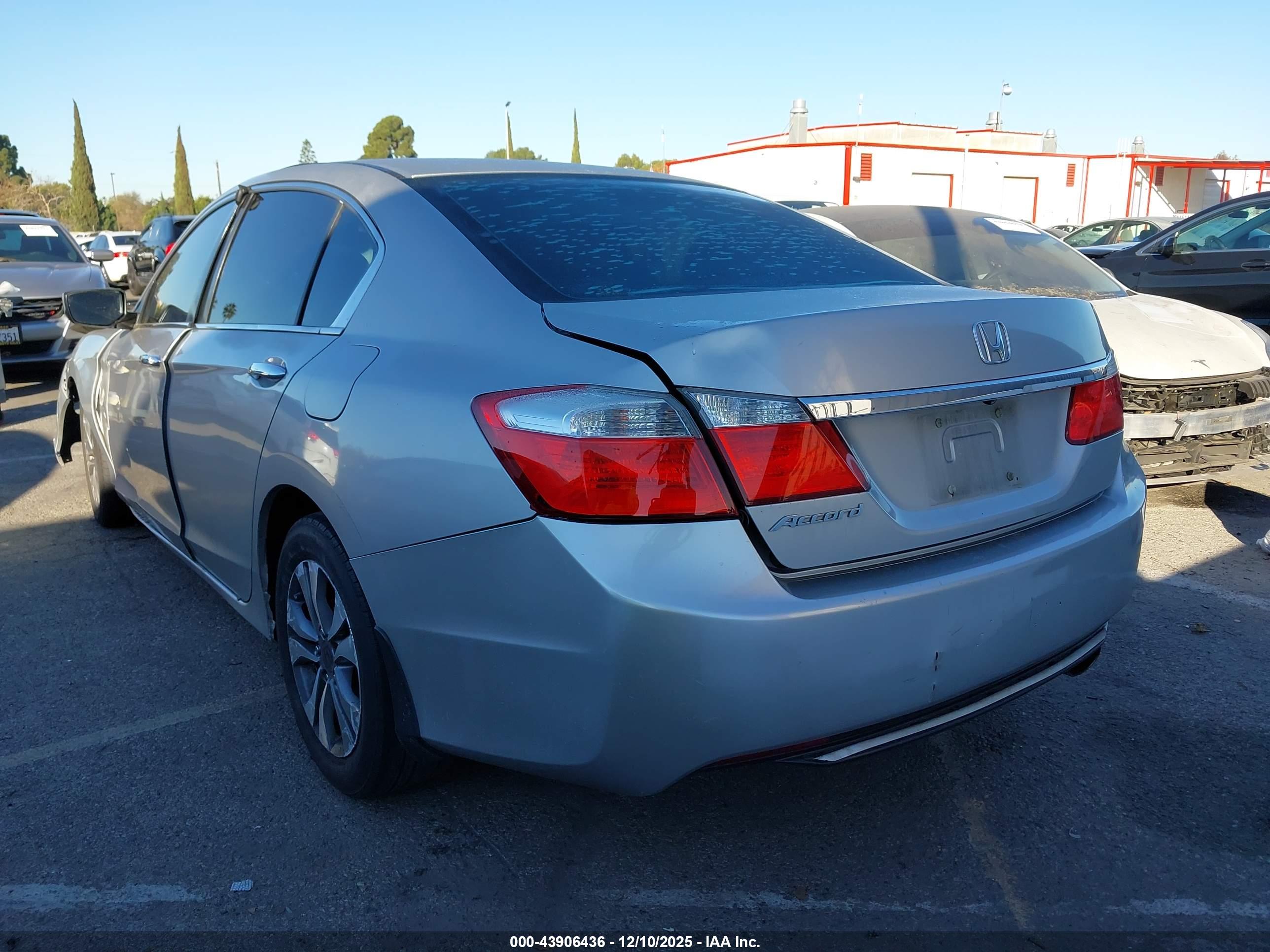 HONDA ACCORD image 3