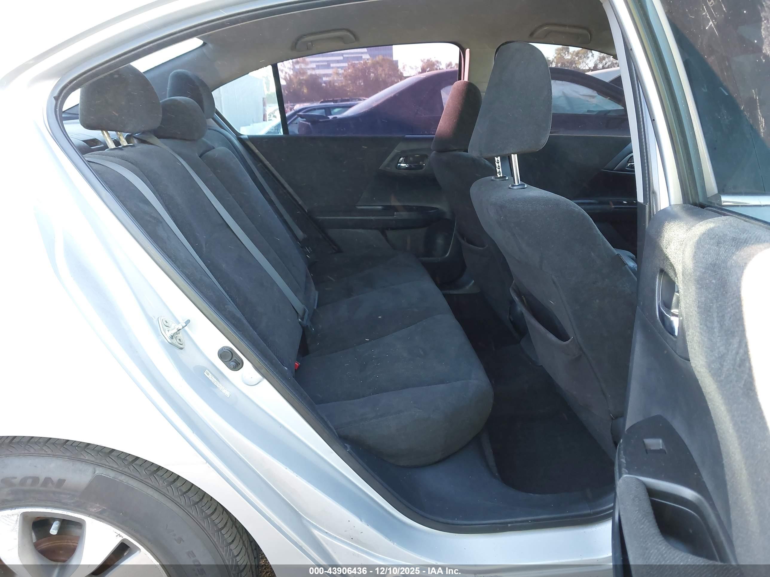 HONDA ACCORD image 8