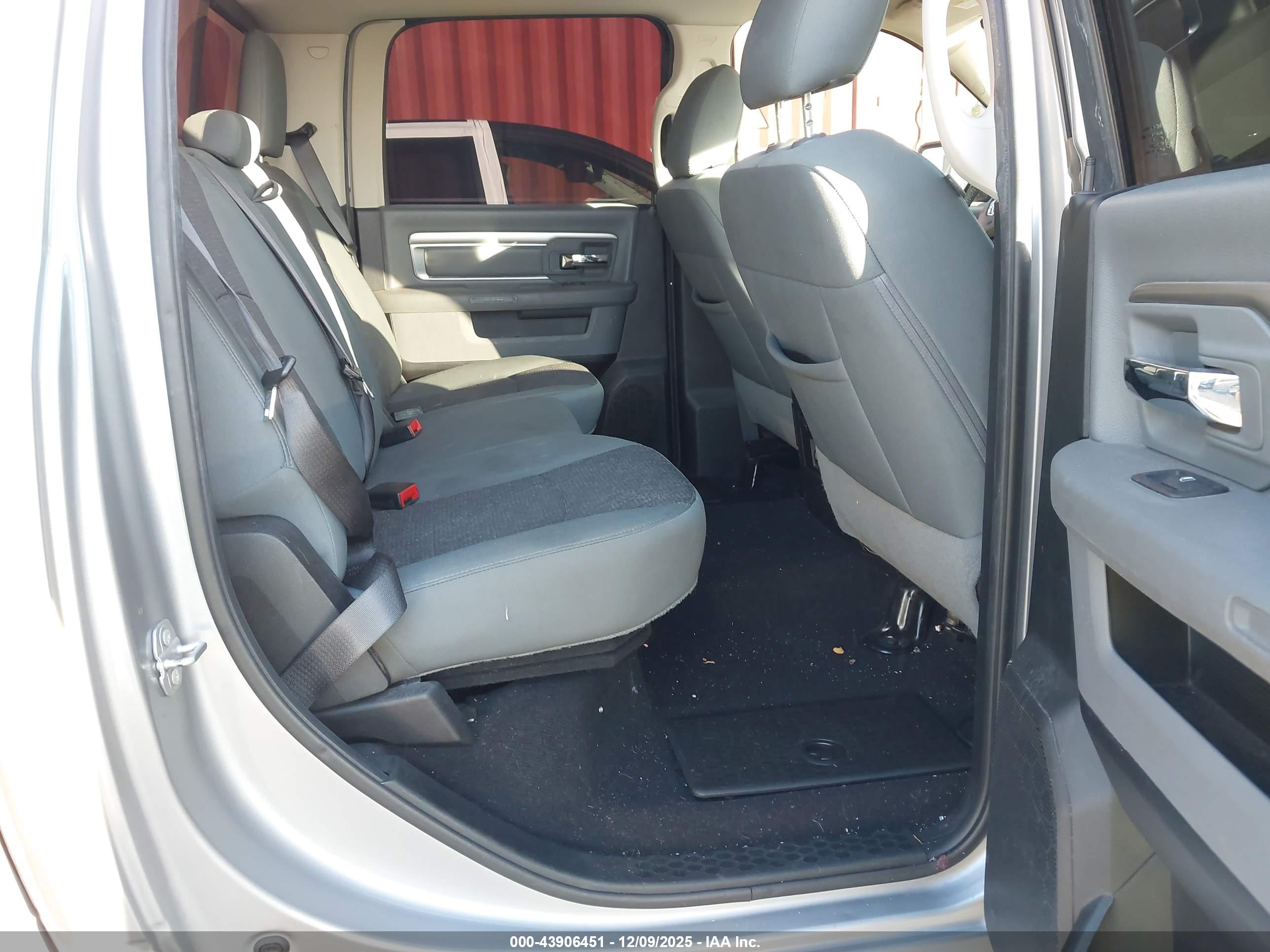 RAM 1500 image 8
