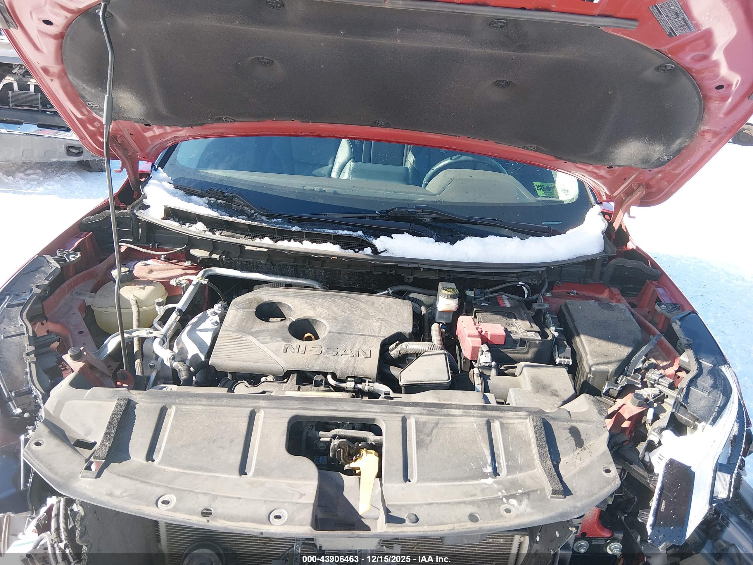 NISSAN ROGUE image 10