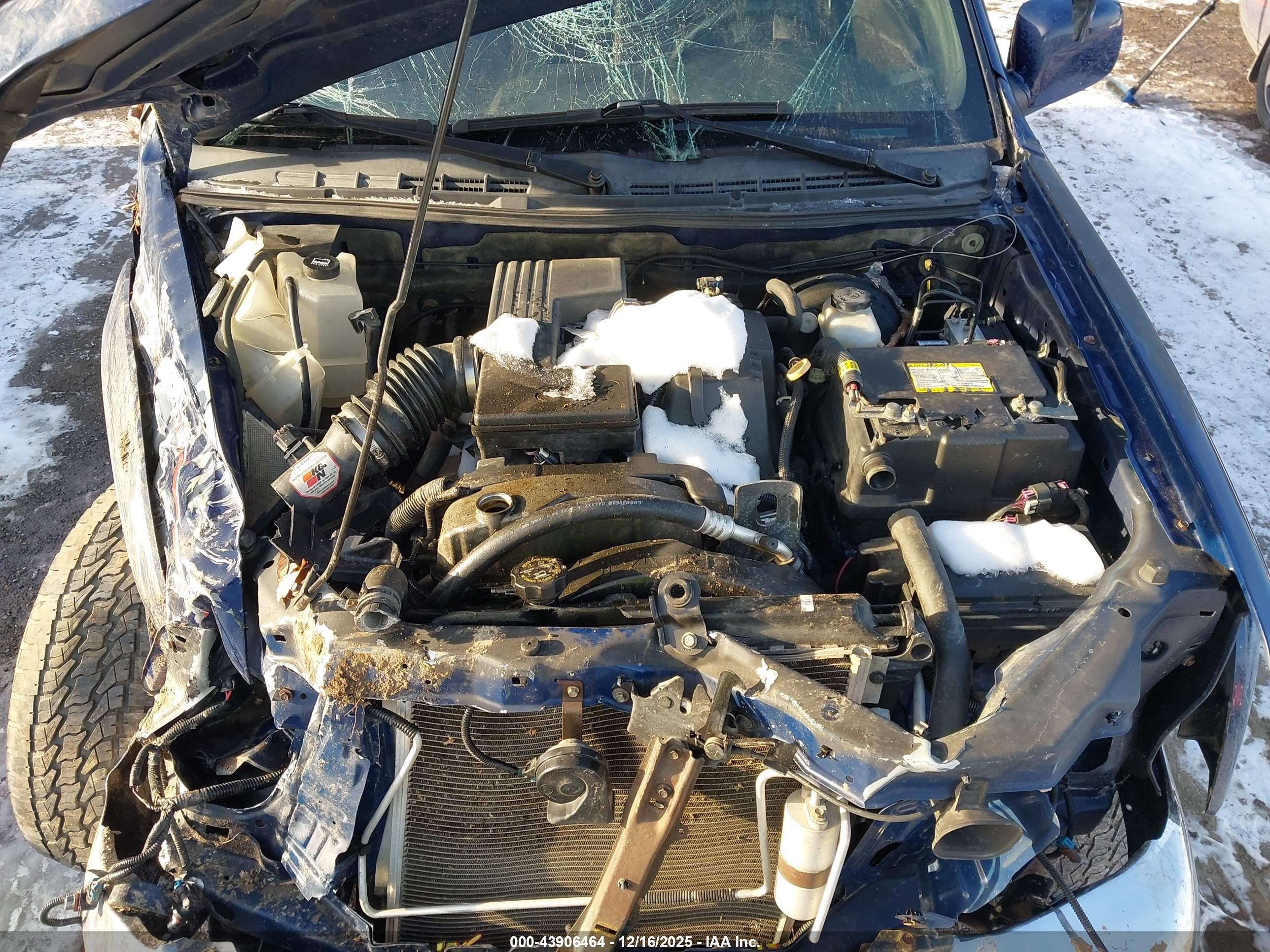 GMC CANYON image 10
