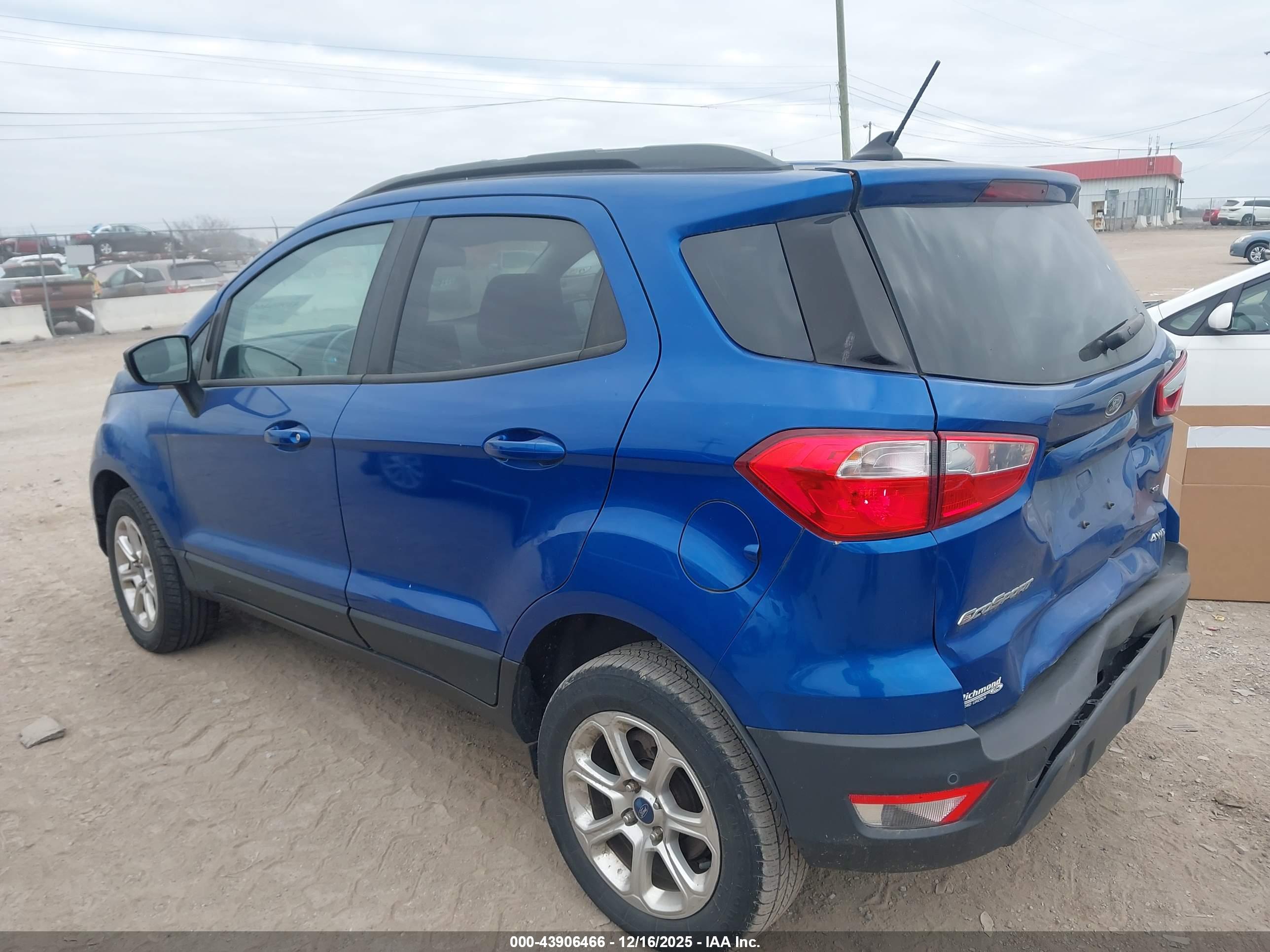 FORD ECOSPORT image 3