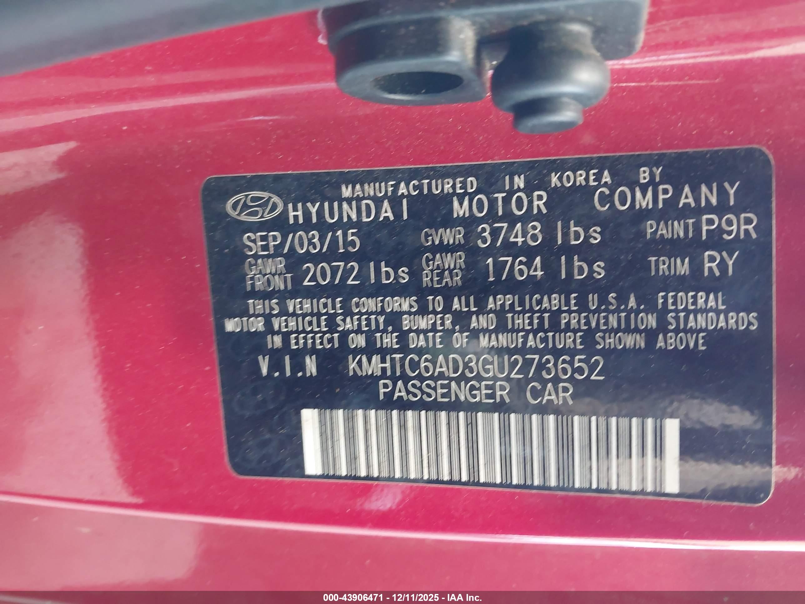 HYUNDAI VELOSTER image 9