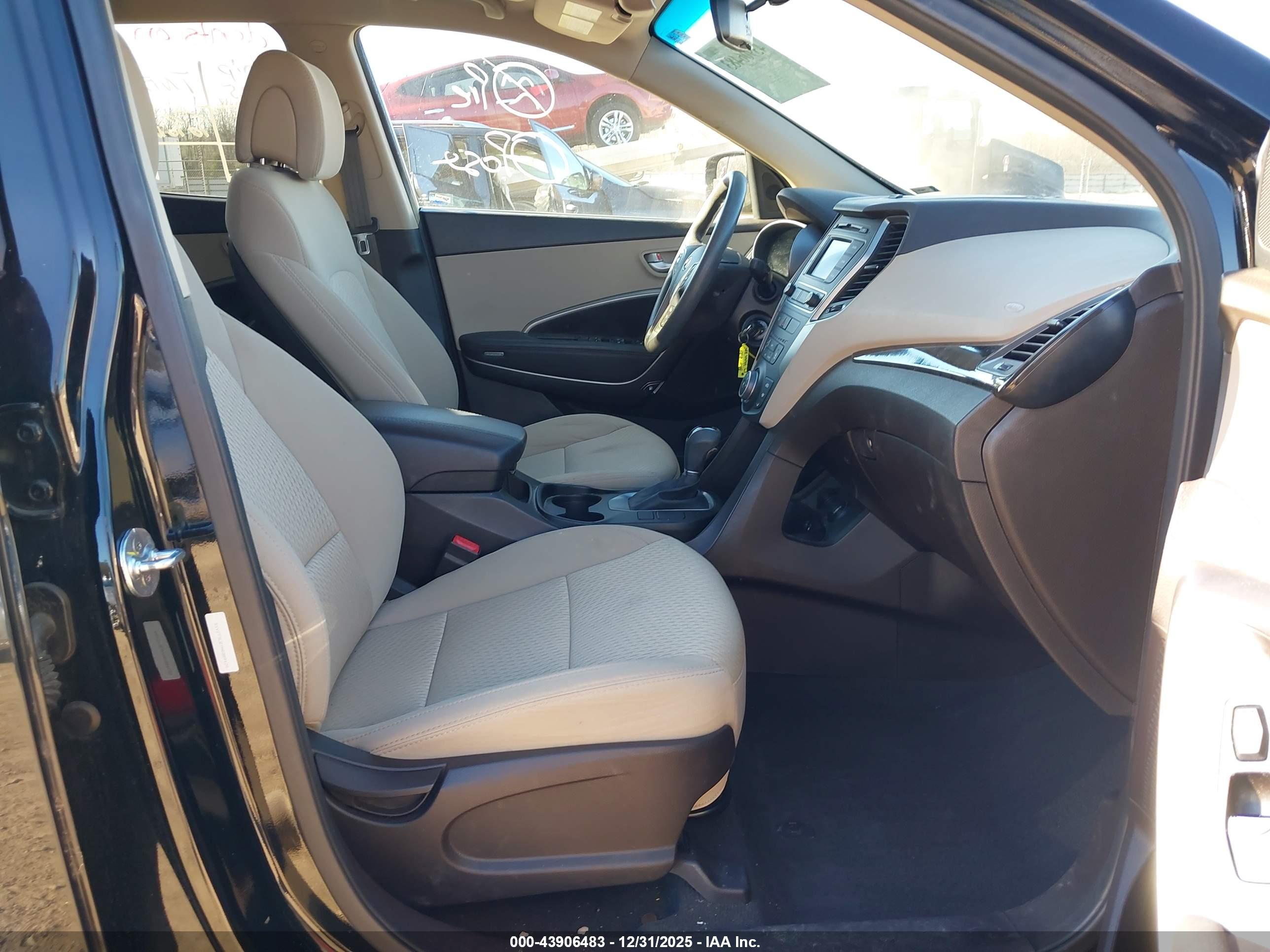 HYUNDAI SANTA image 5
