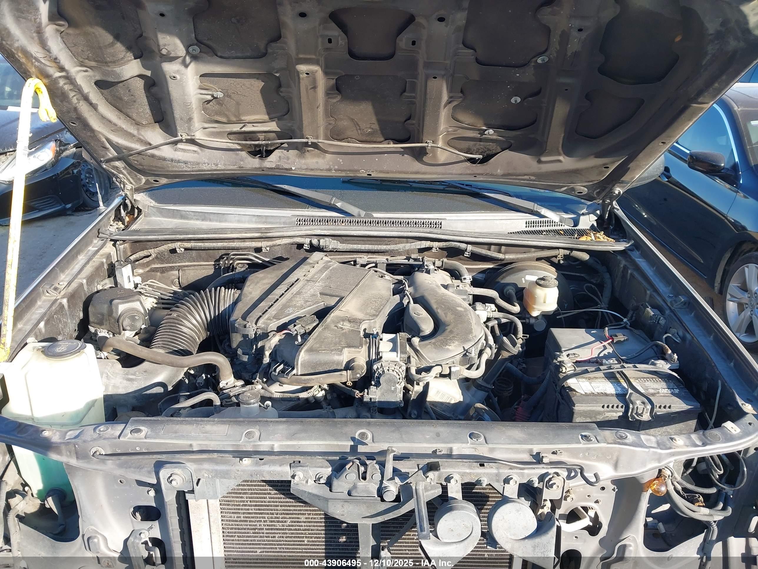 TOYOTA TACOMA image 10