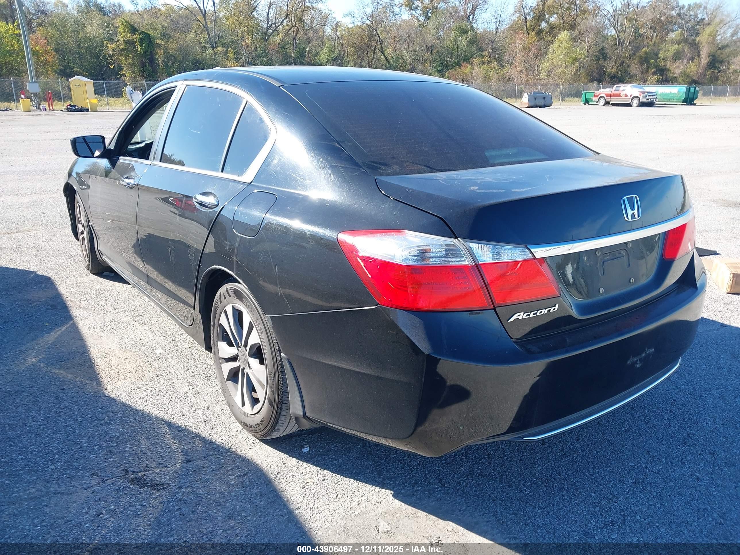HONDA ACCORD image 3