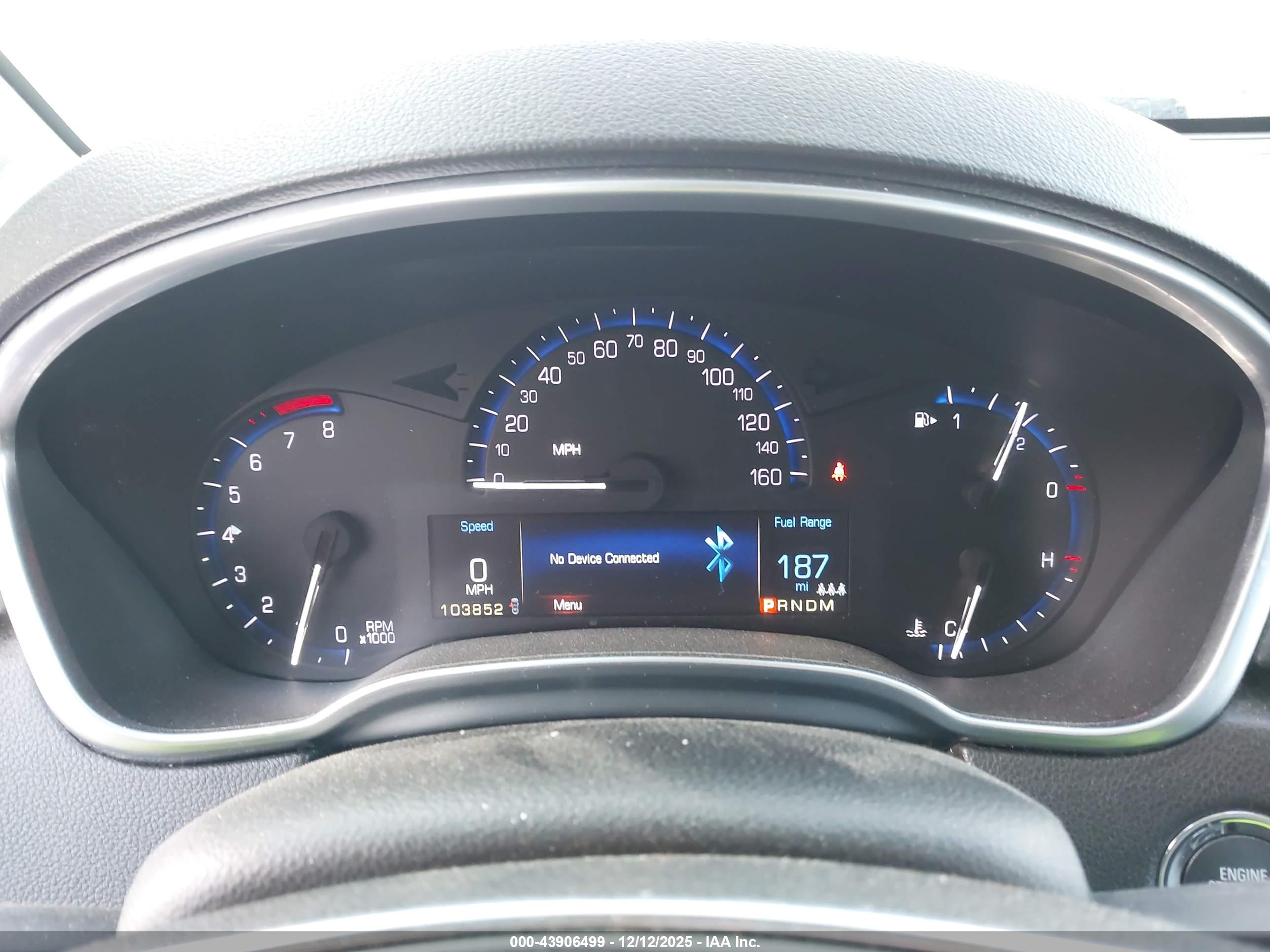 CADILLAC SRX image 7