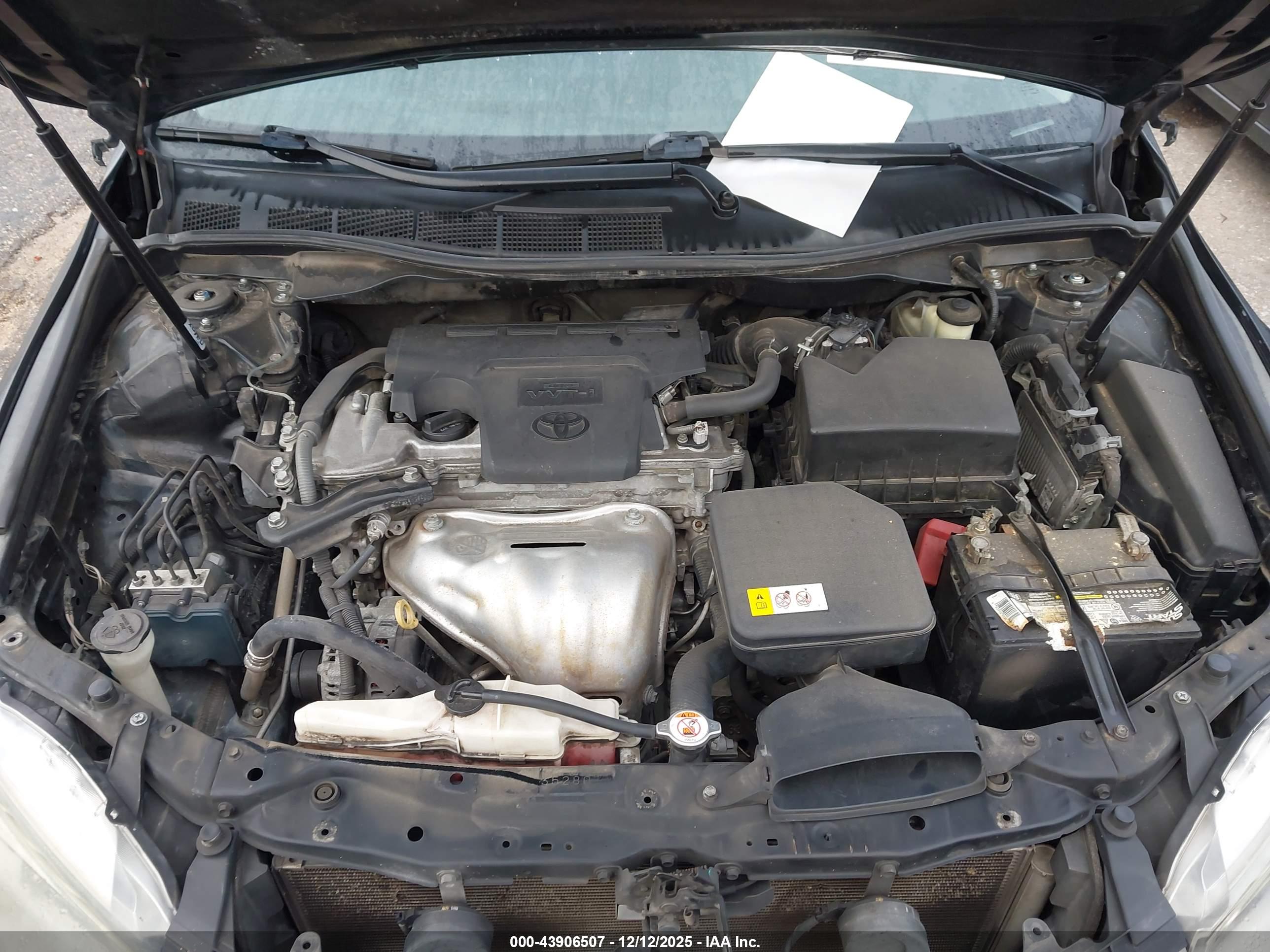 TOYOTA CAMRY image 10