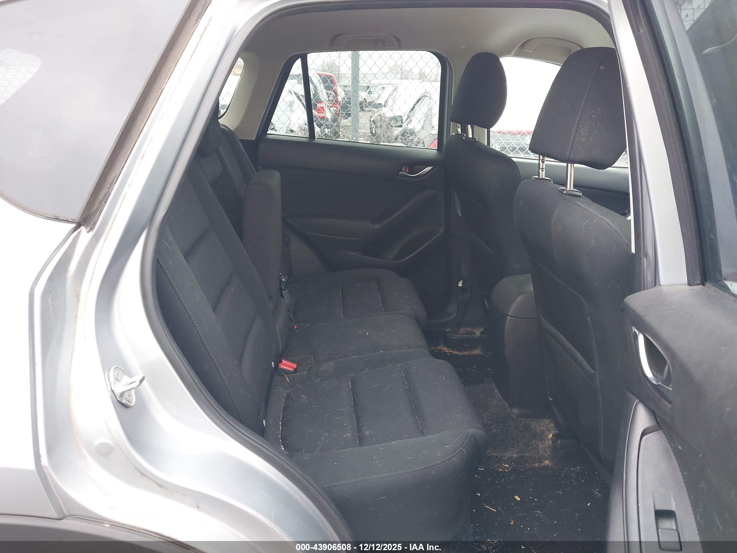 MAZDA CX-5 image 8
