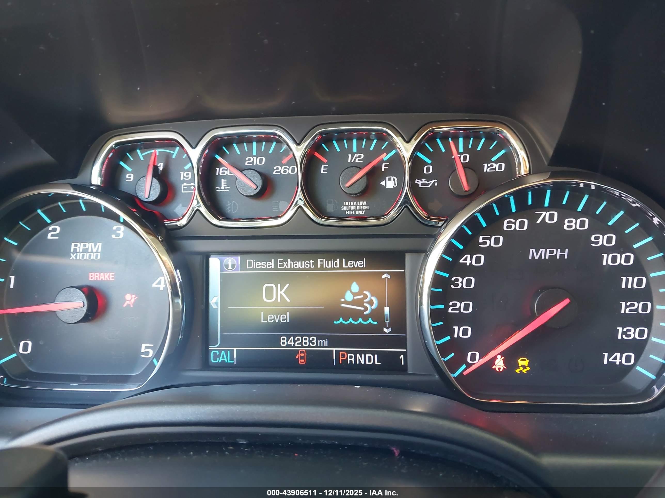 CHEVROLET SILVERADO image 7