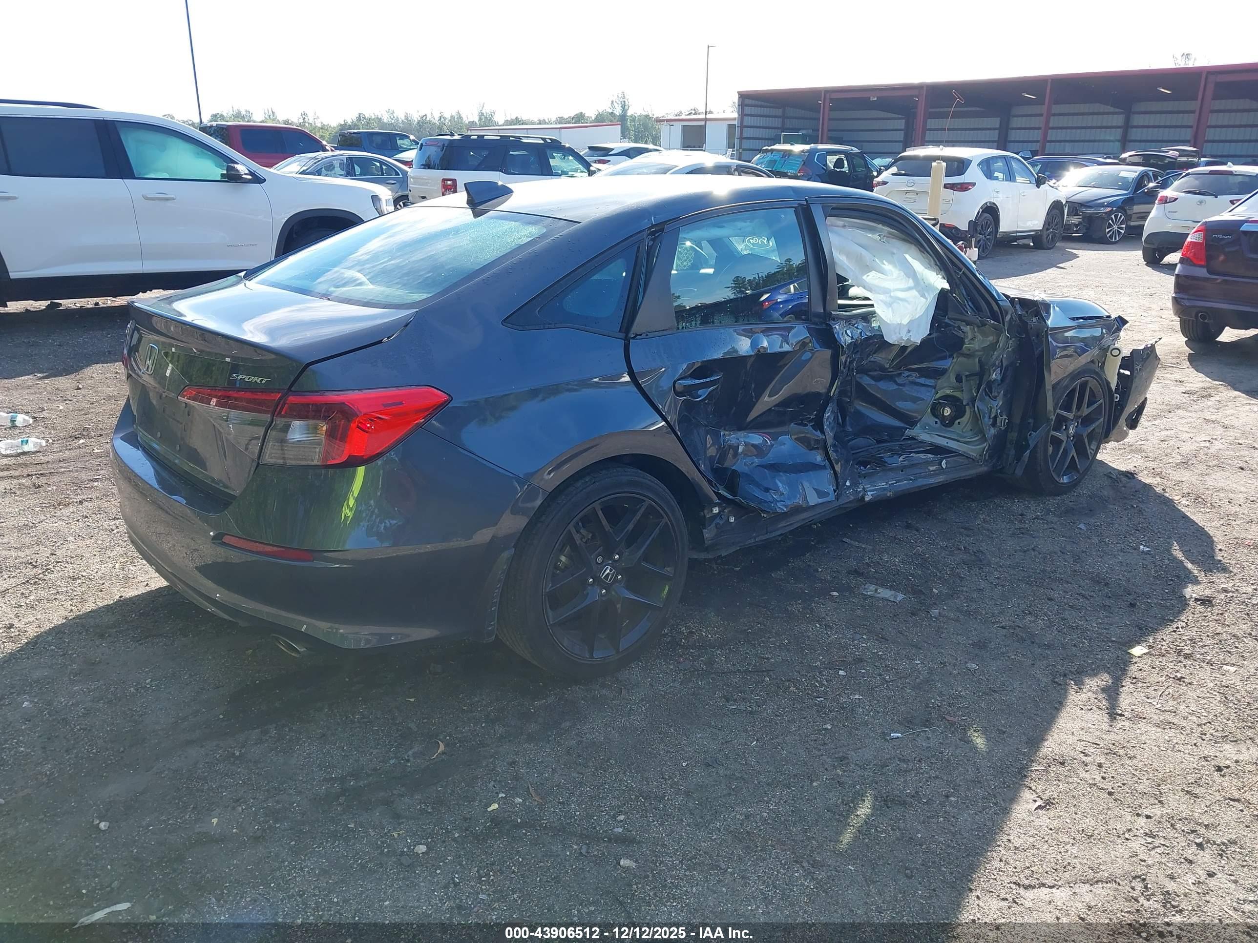 HONDA CIVIC image 4