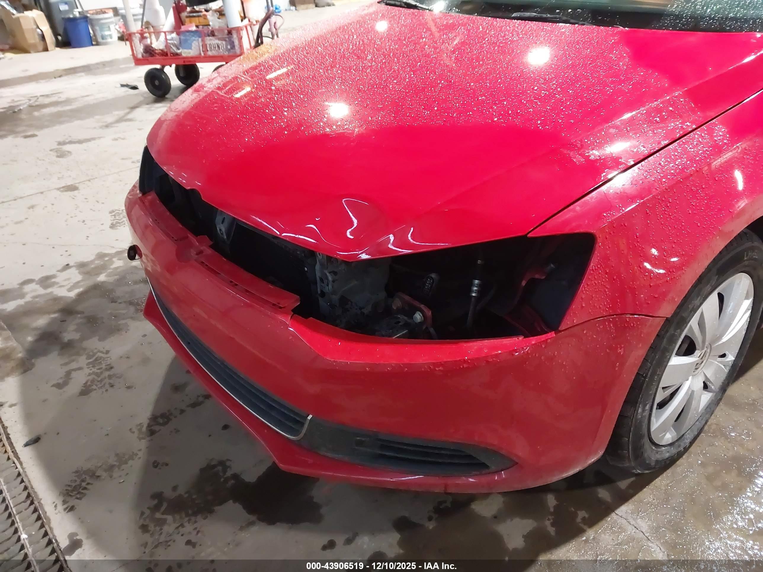 VOLKSWAGEN JETTA image 6
