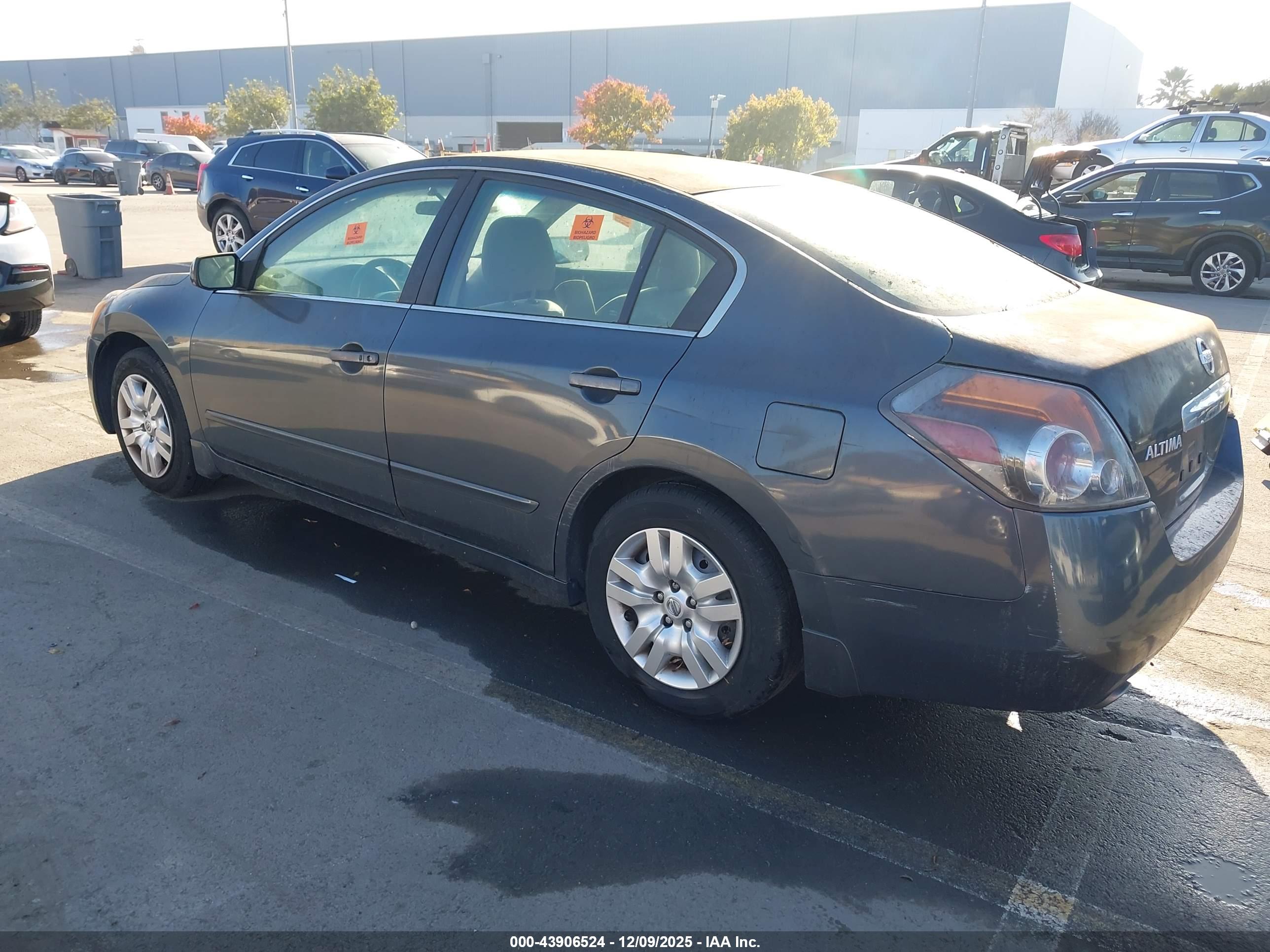 NISSAN ALTIMA image 3