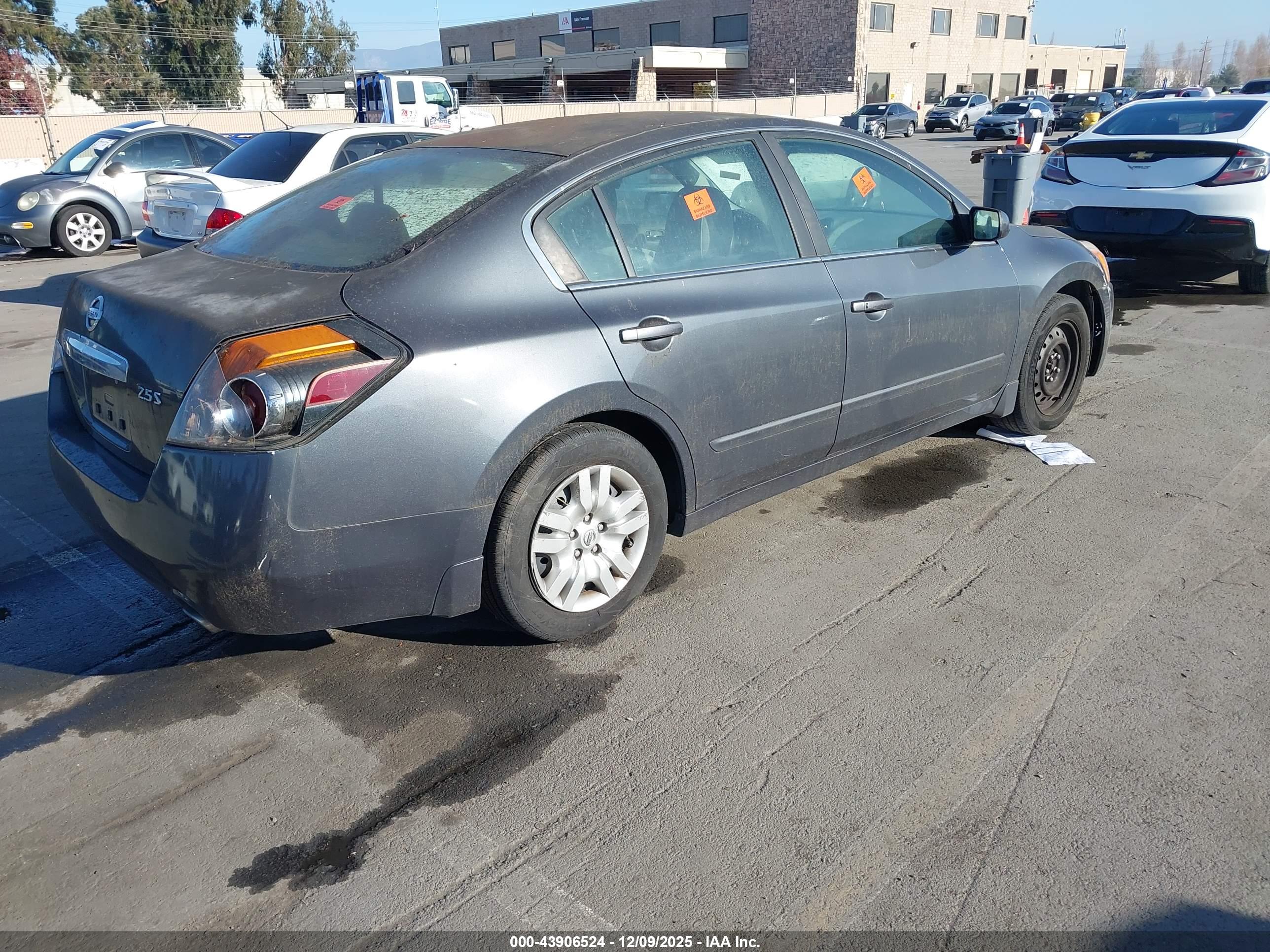 NISSAN ALTIMA image 4