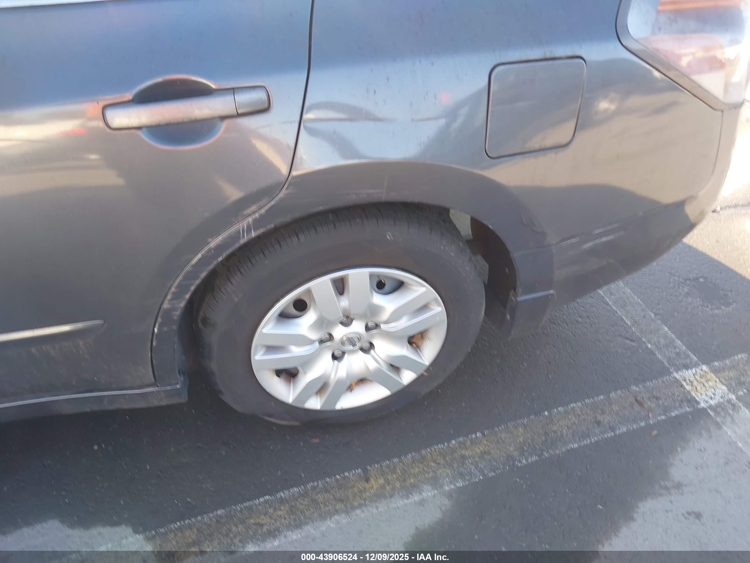 NISSAN ALTIMA image 6