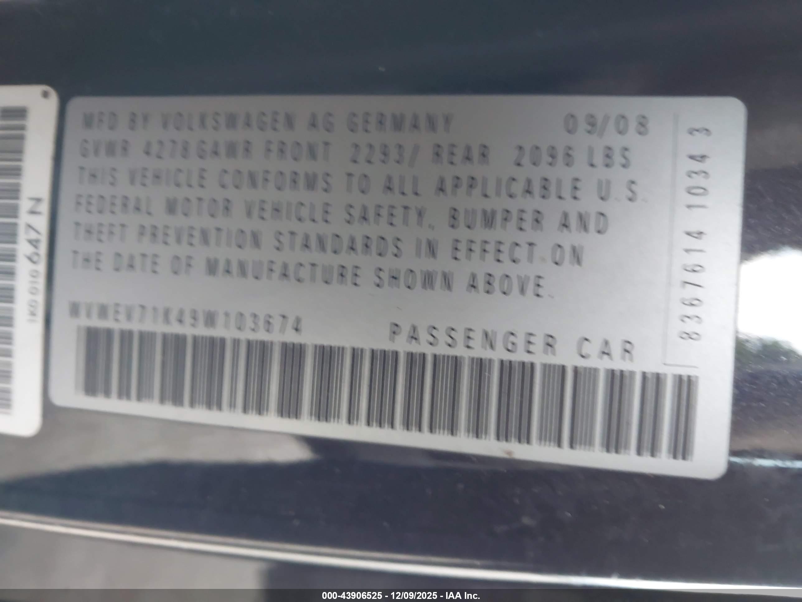 VOLKSWAGEN GTI image 9