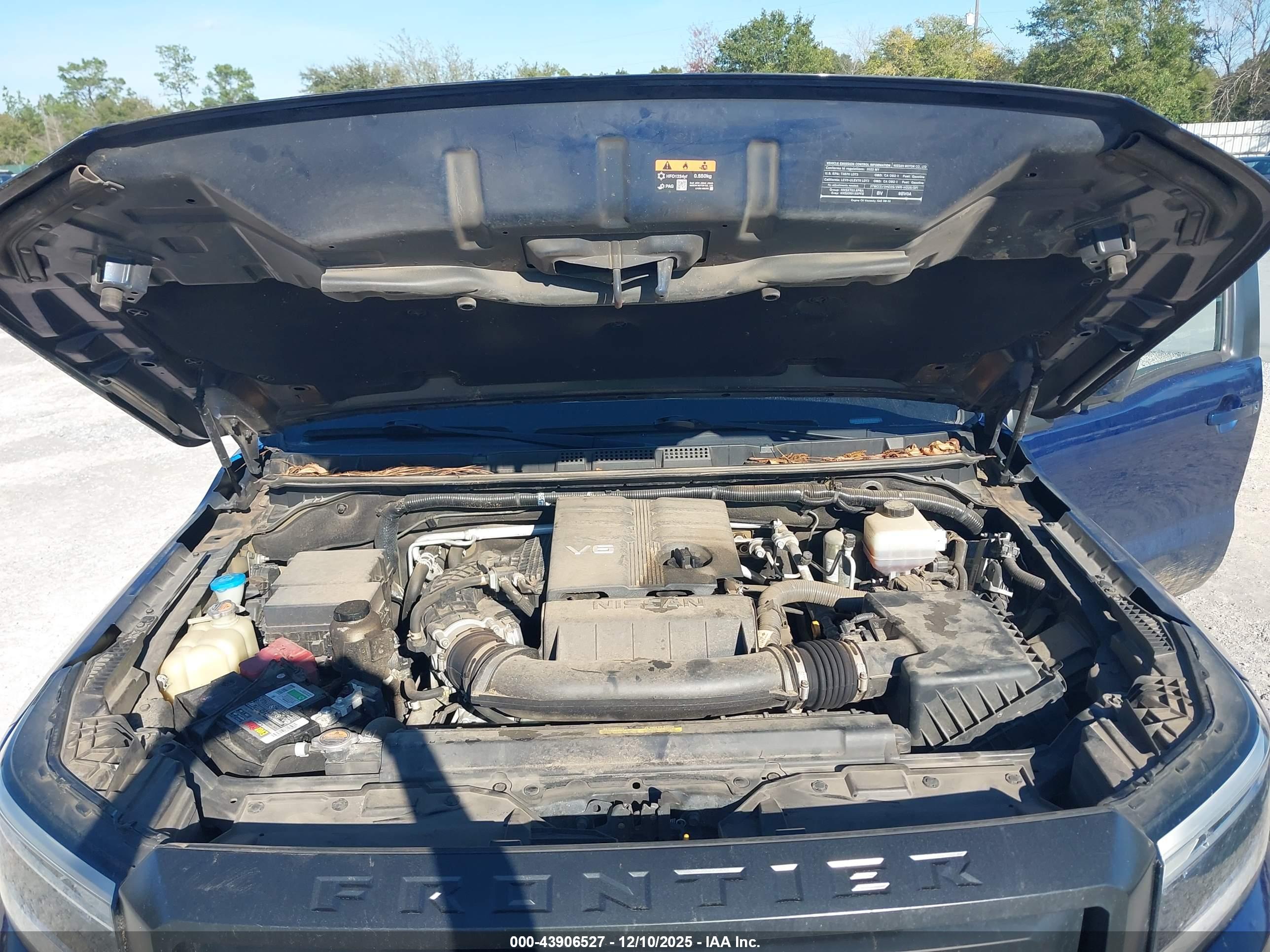 NISSAN FRONTIER image 10