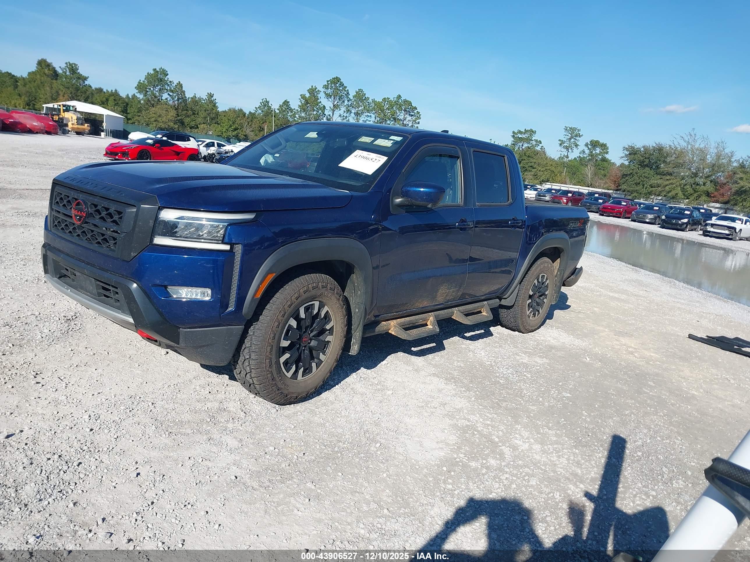 NISSAN FRONTIER image 2
