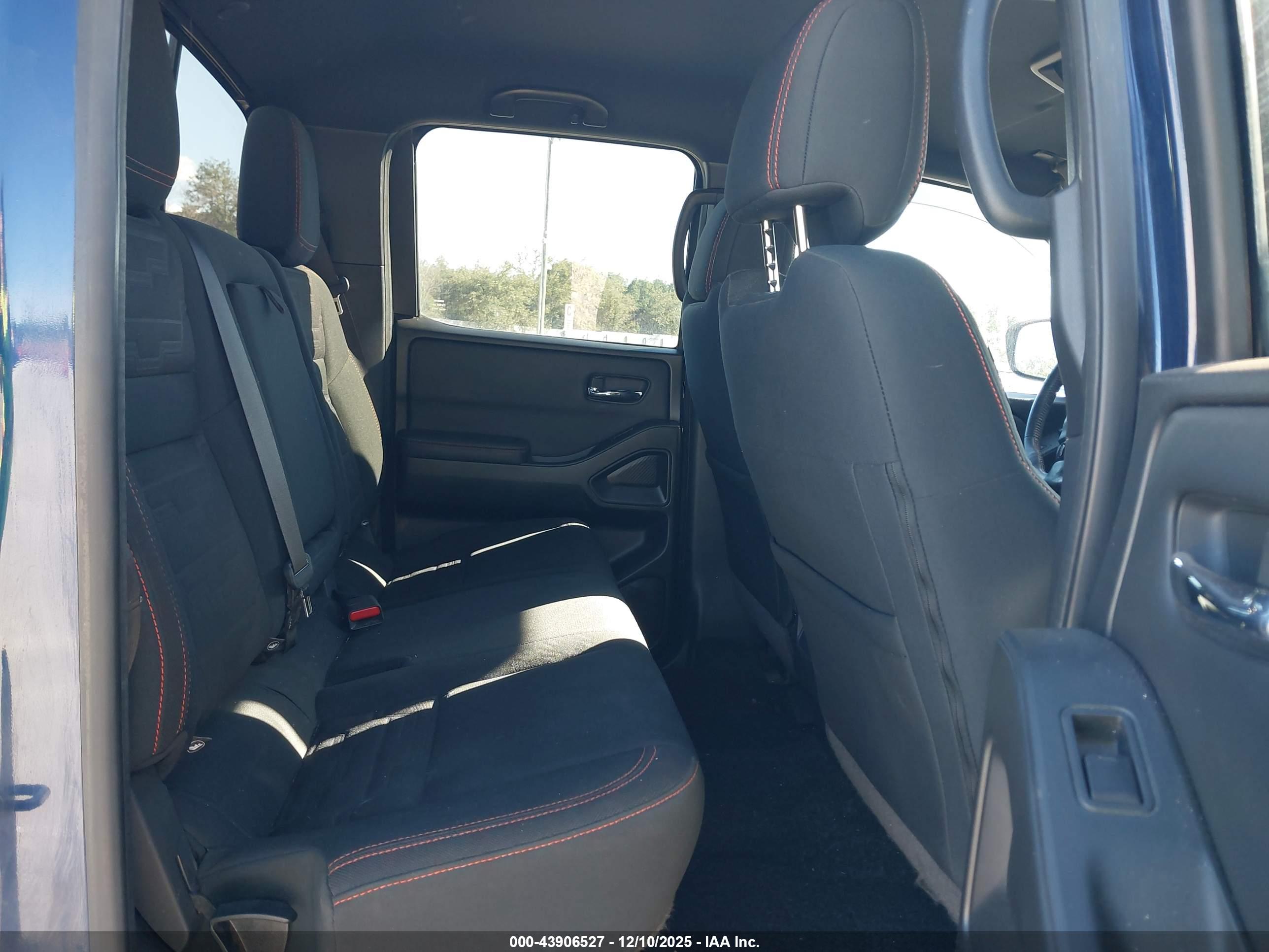 NISSAN FRONTIER image 8
