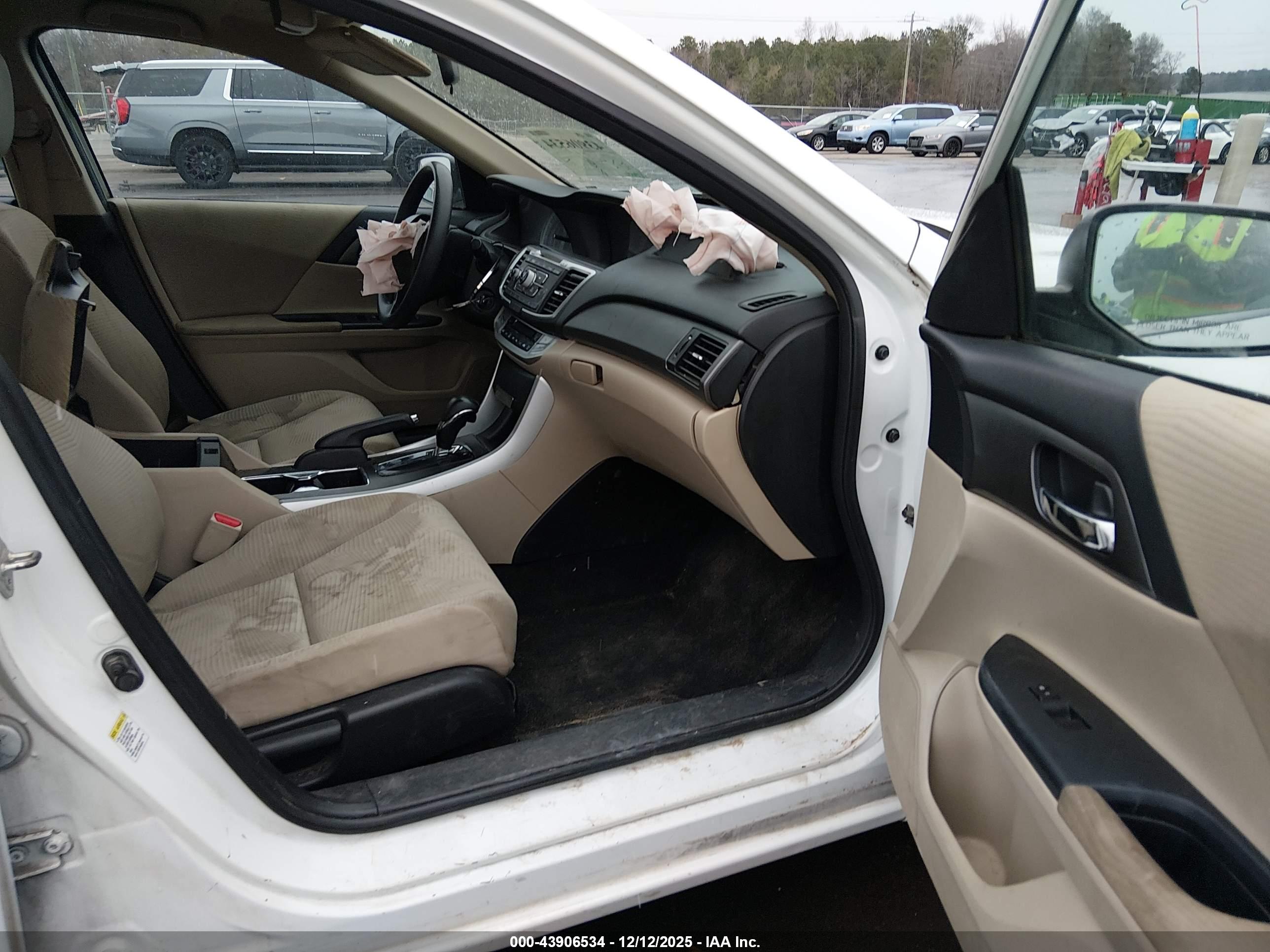 HONDA ACCORD image 5
