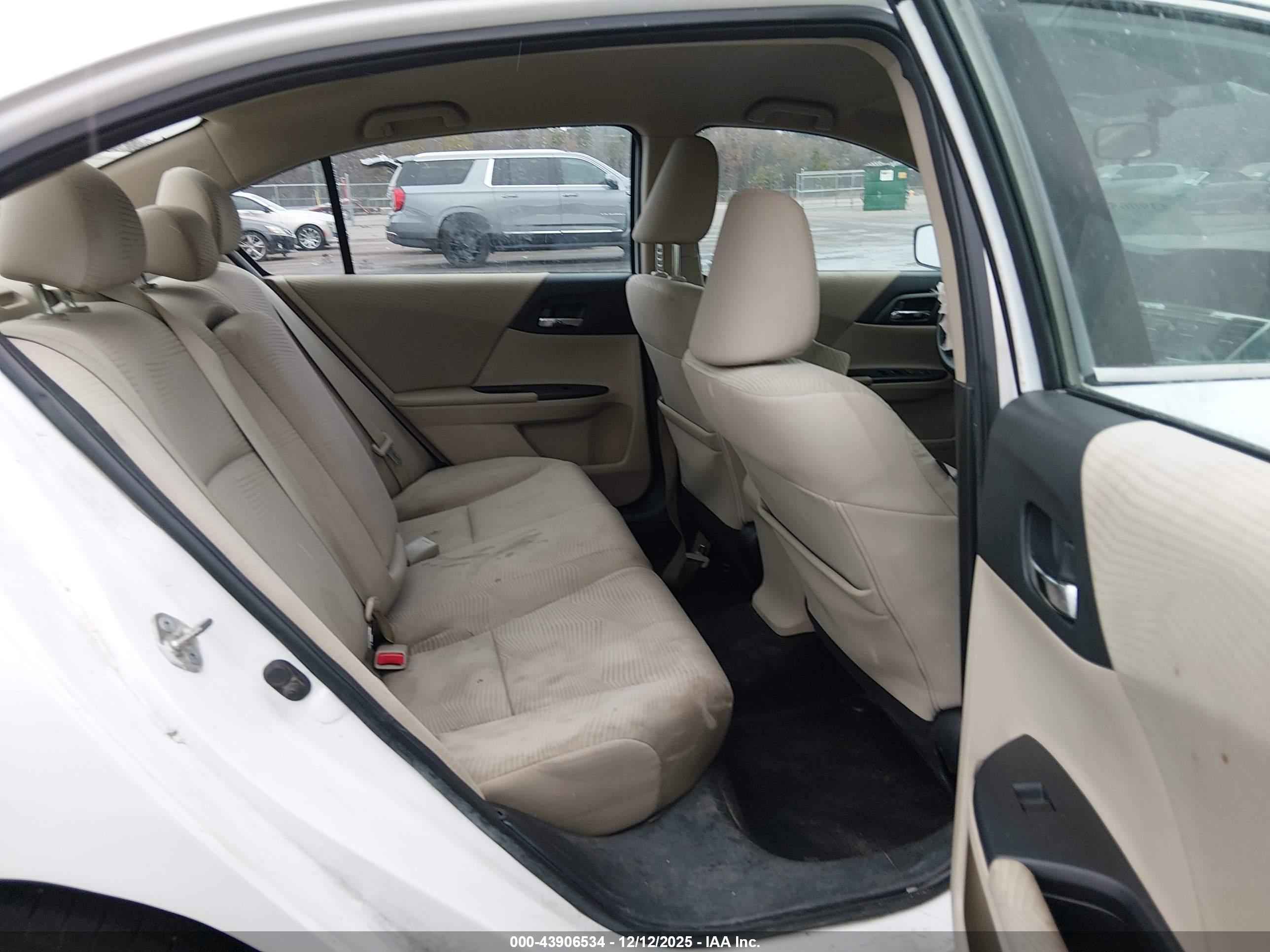HONDA ACCORD image 8