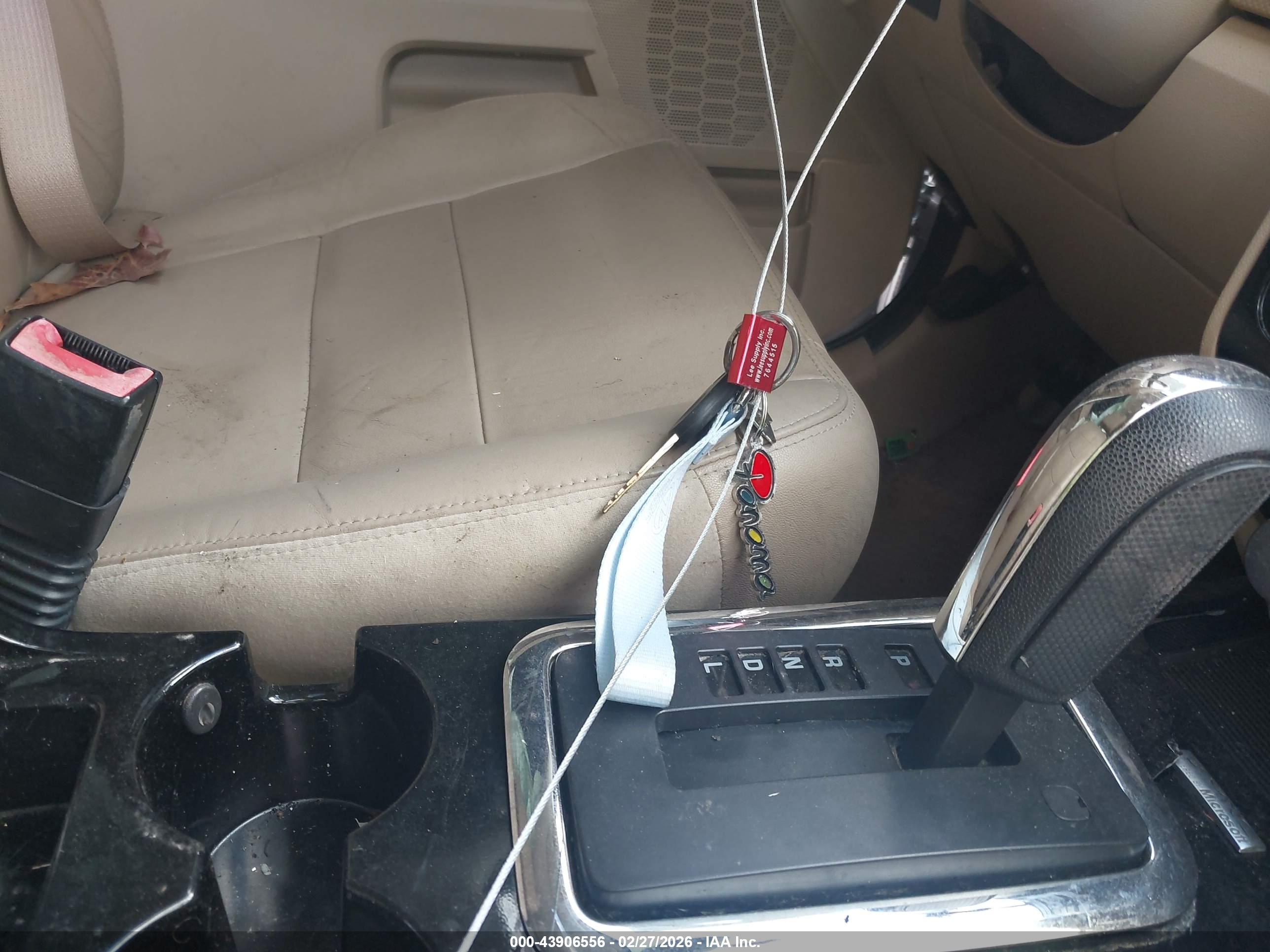 FORD ESCAPE image 11