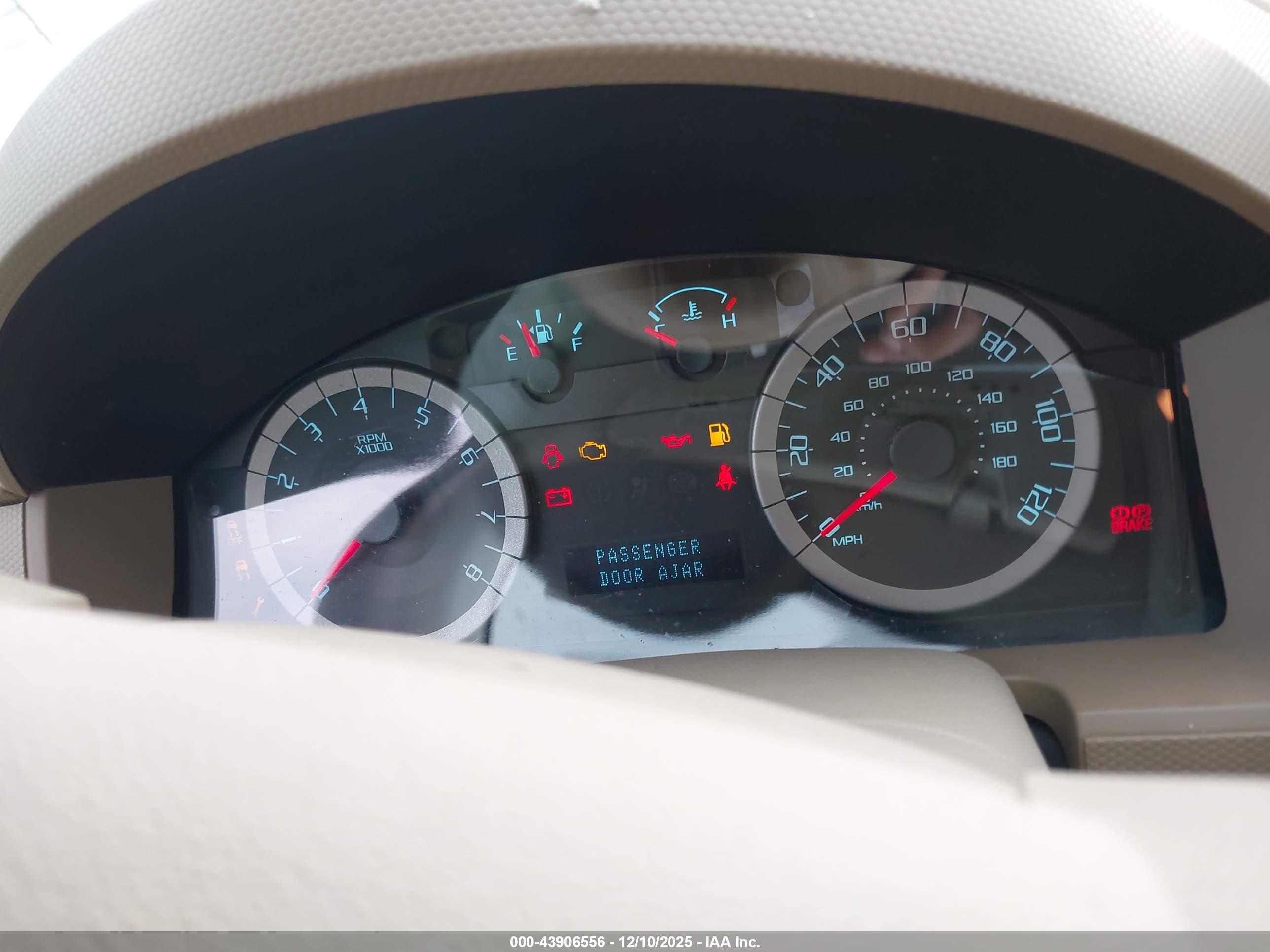 FORD ESCAPE image 7
