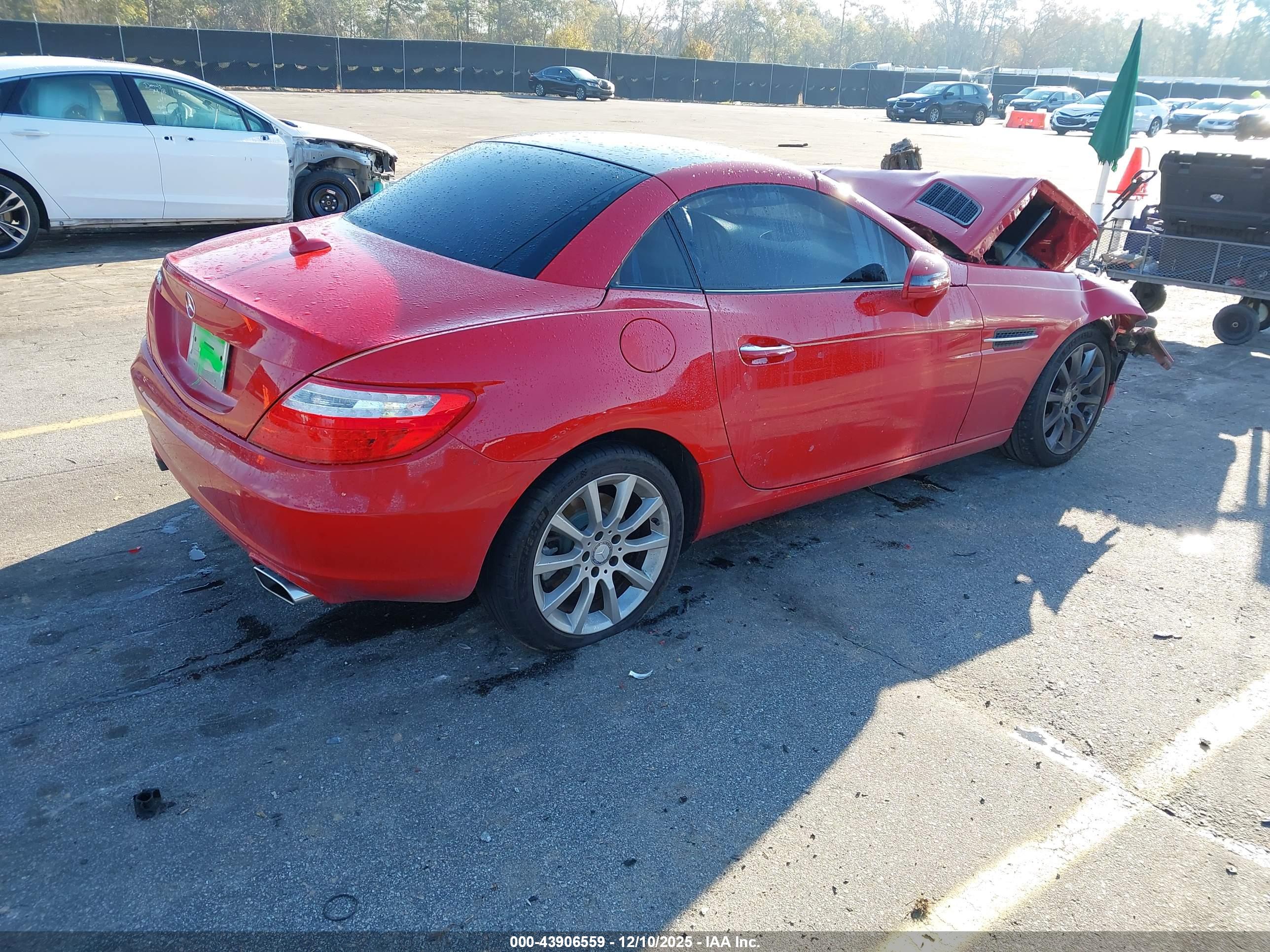 MERCEDES-BENZ SLK image 4