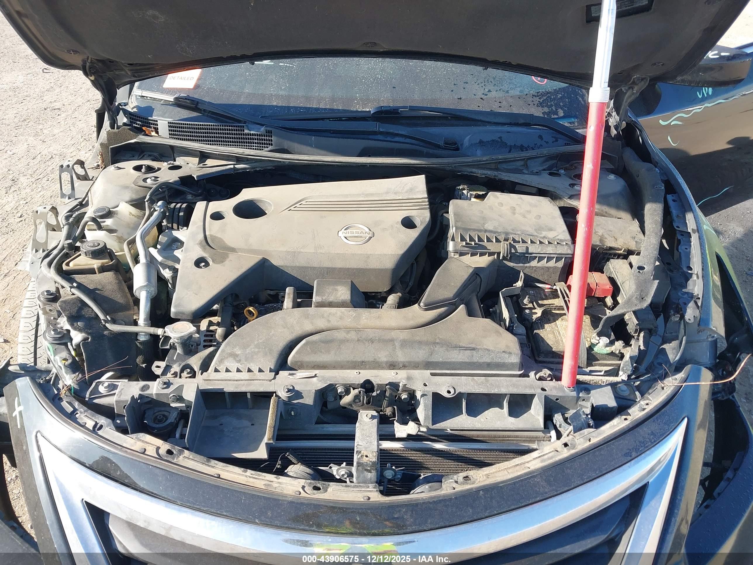 NISSAN ALTIMA image 10