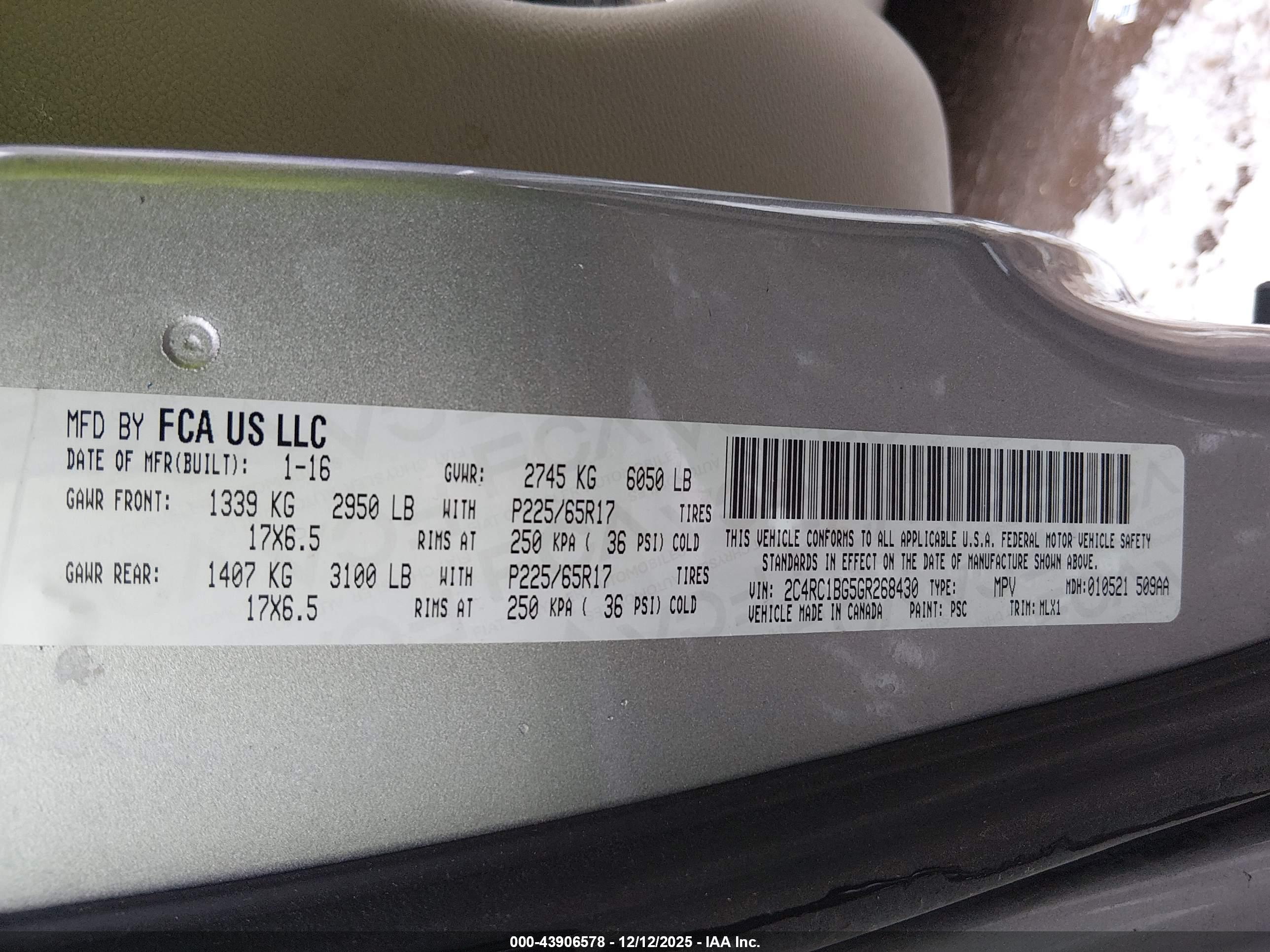 CHRYSLER TOWN image 9