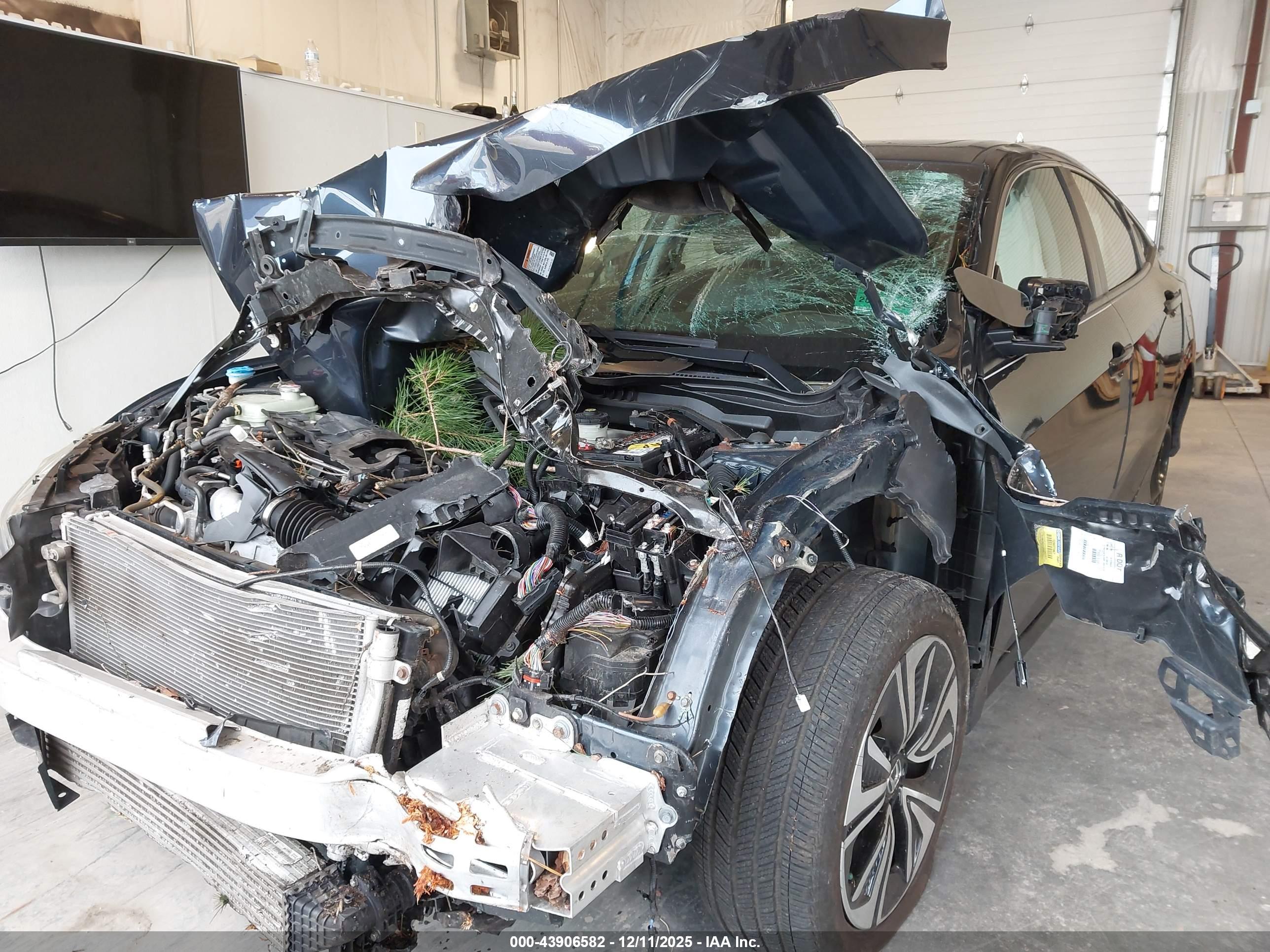 HONDA CIVIC image 2