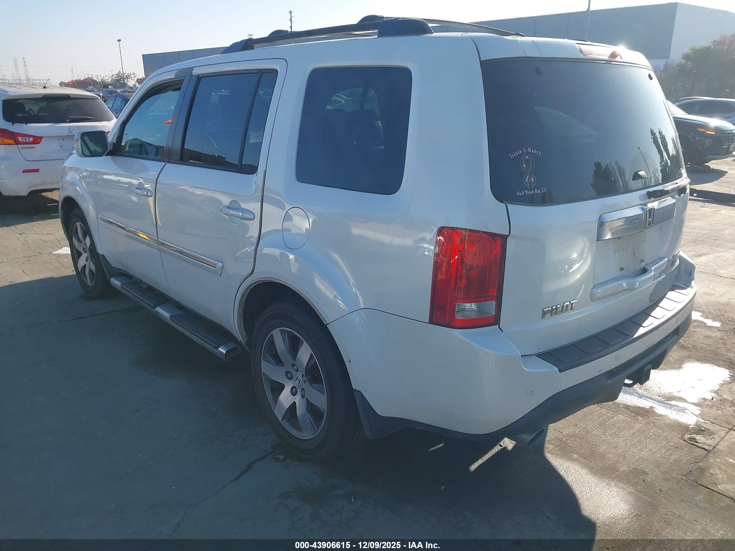 HONDA PILOT image 3