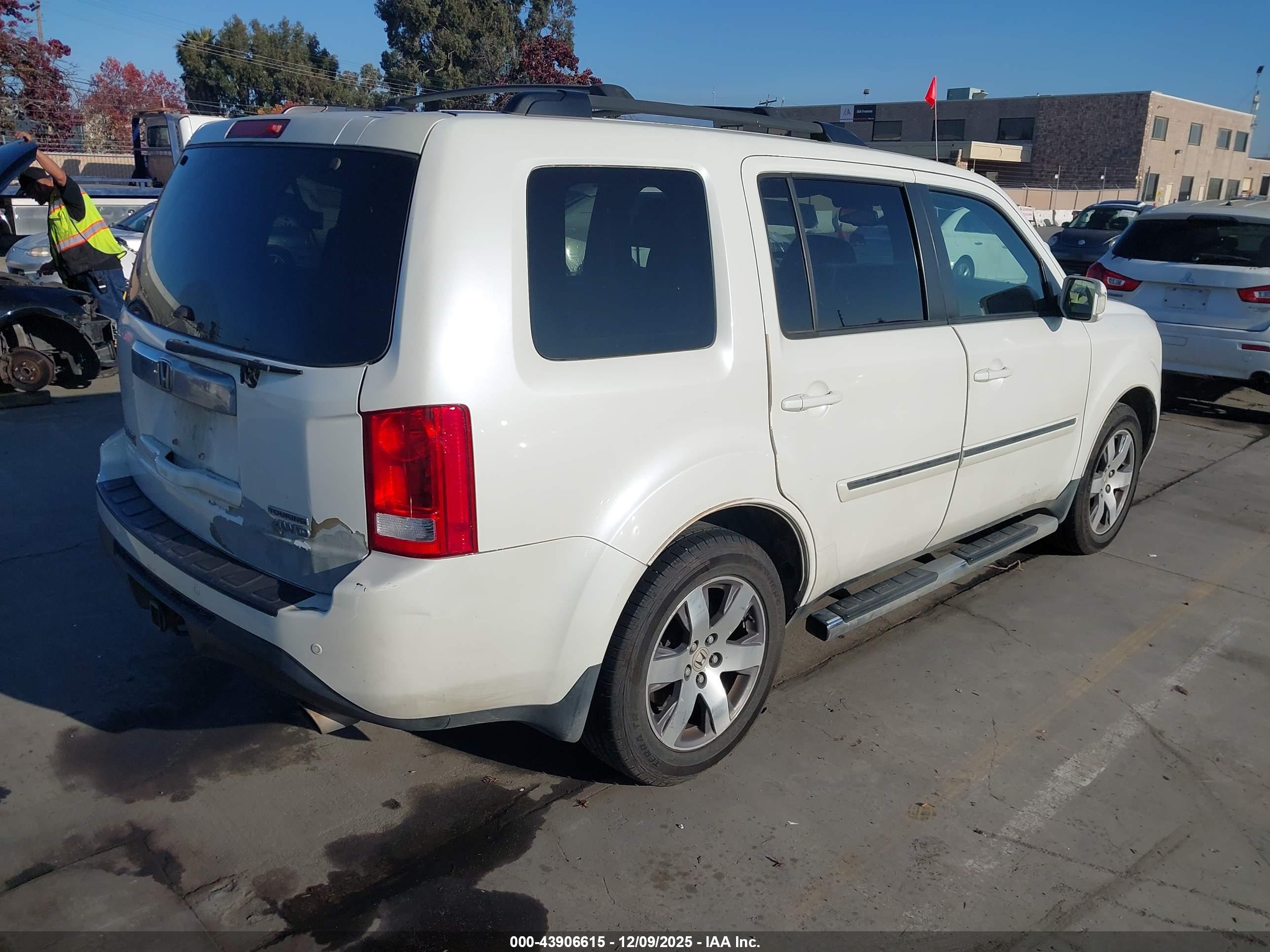 HONDA PILOT image 4