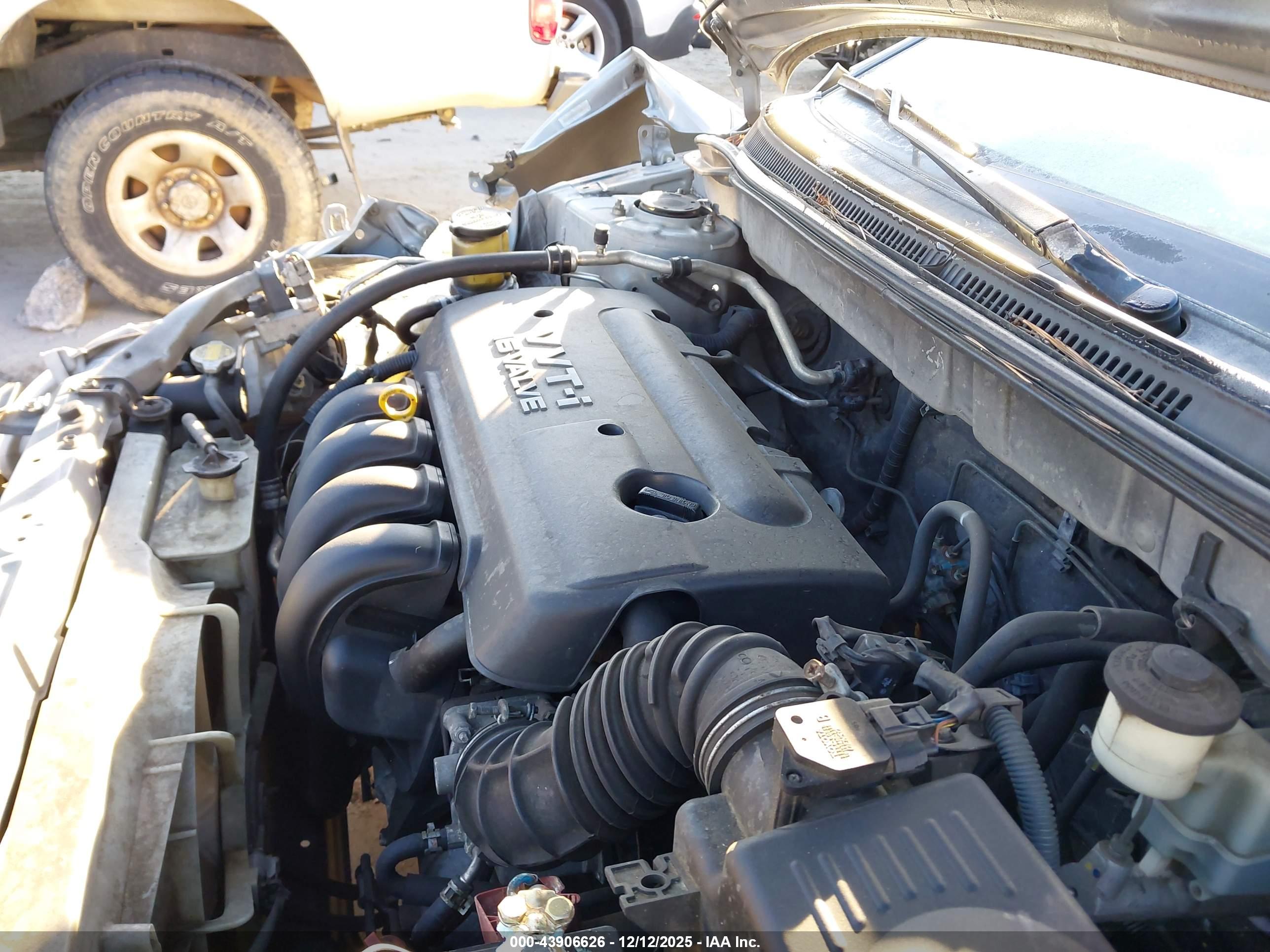 TOYOTA COROLLA image 10