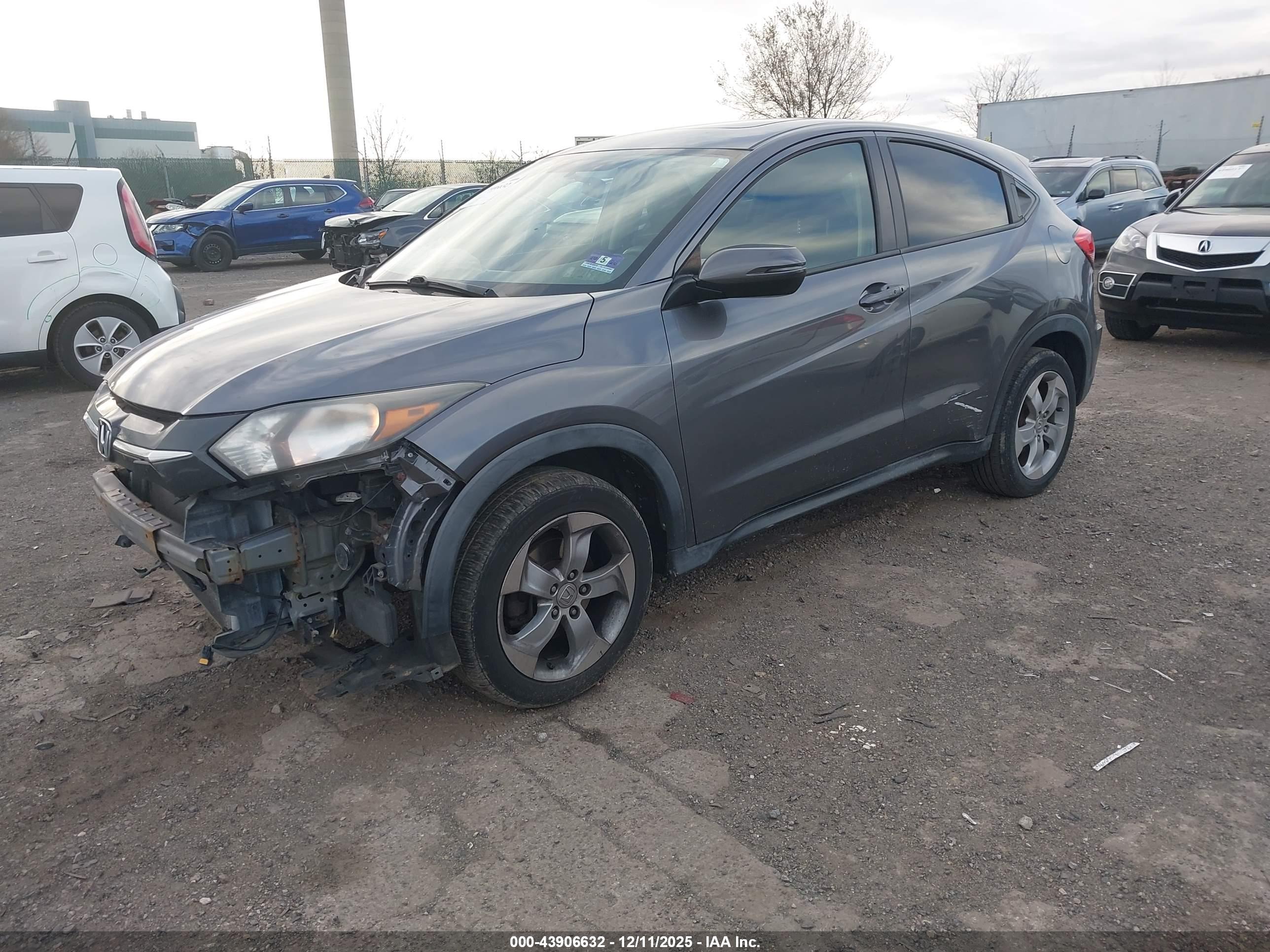 HONDA HR-V image 2
