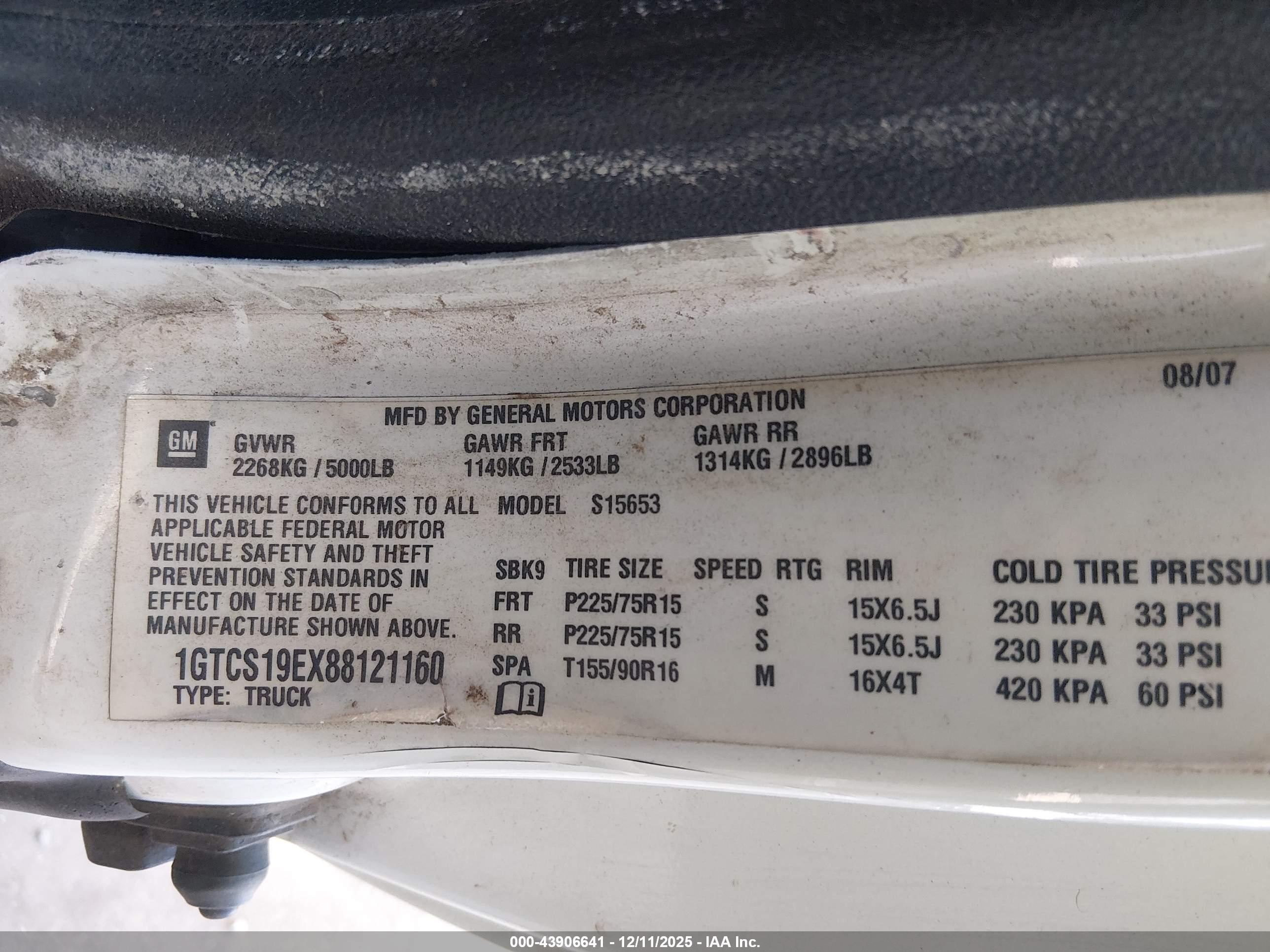 GMC CANYON image 9