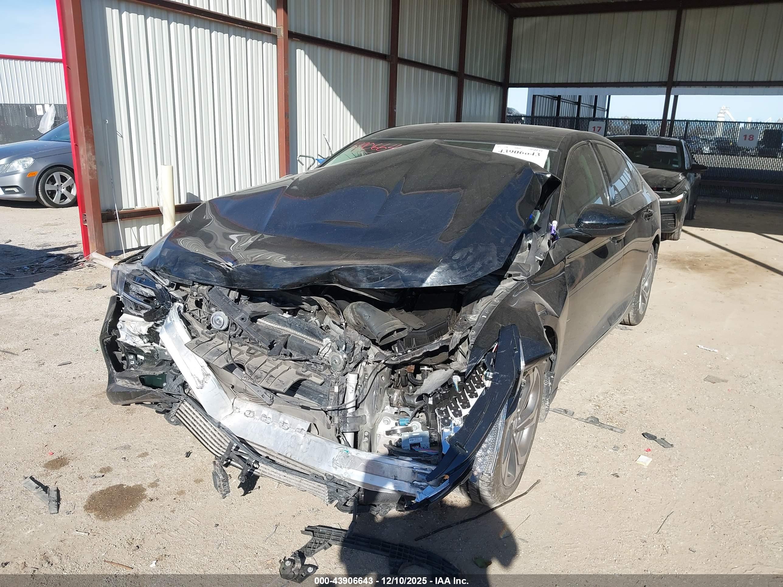 HONDA ACCORD image 2