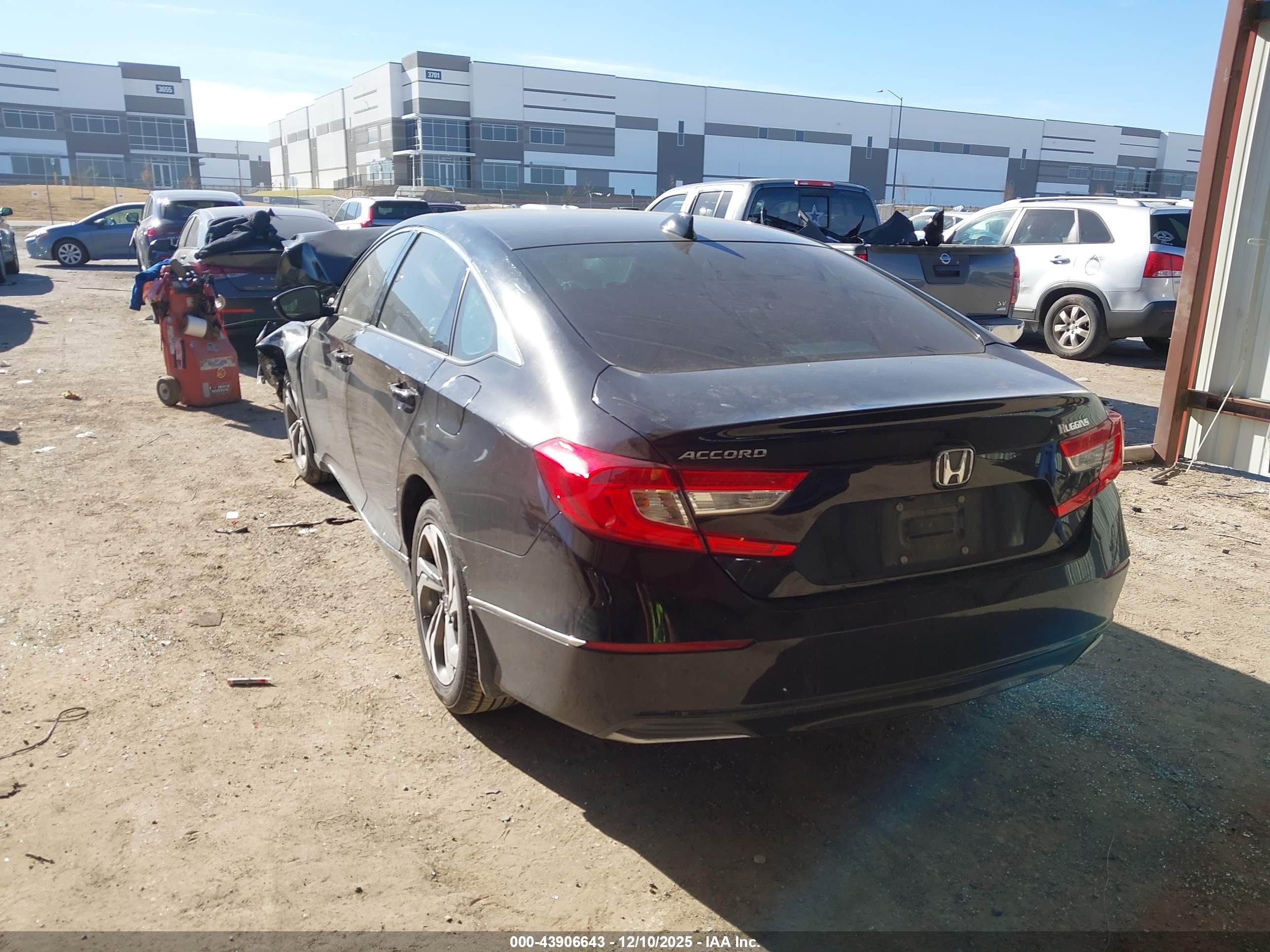 HONDA ACCORD image 3
