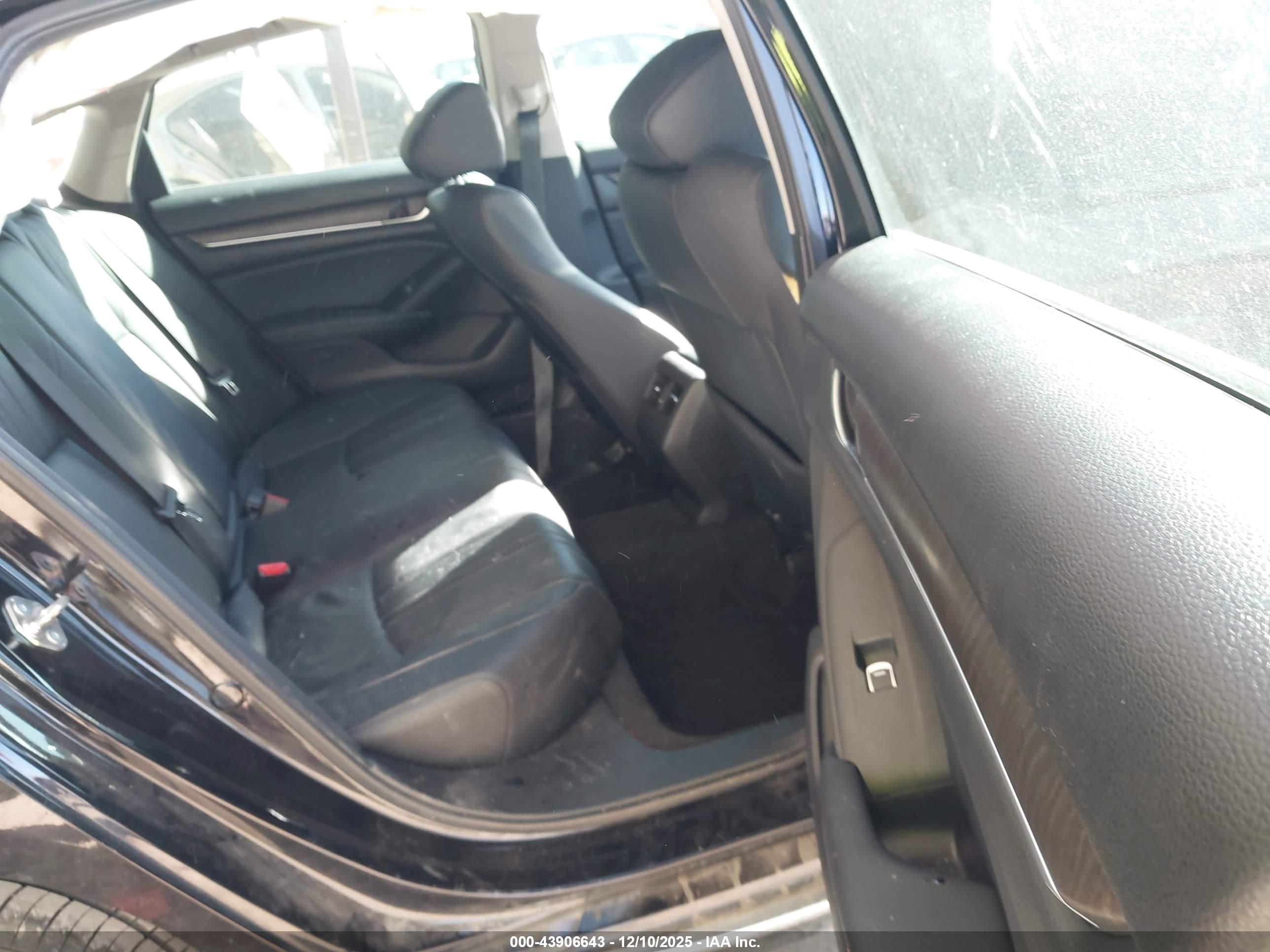 HONDA ACCORD image 8