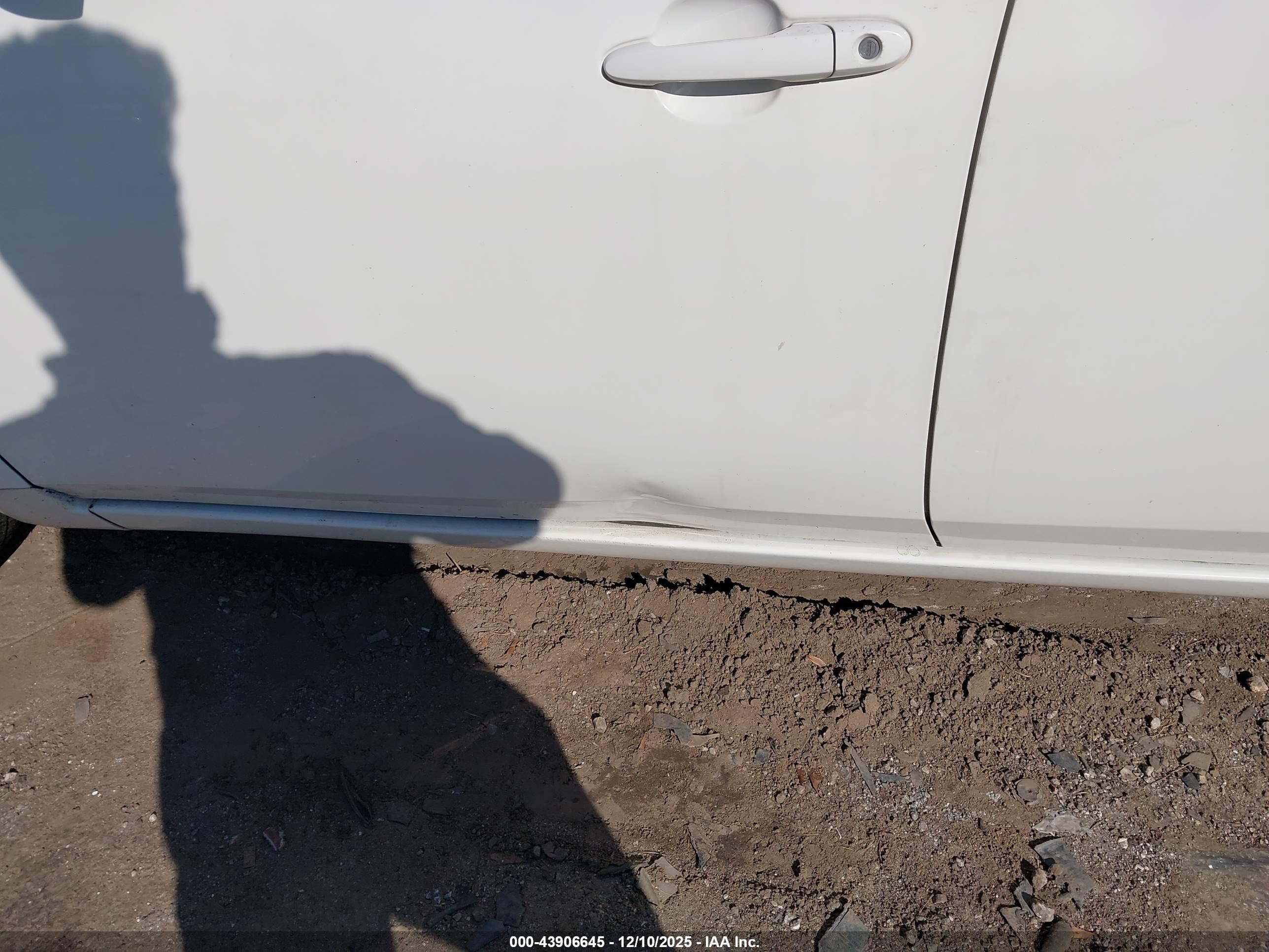 CHEVROLET IMPALA image 6