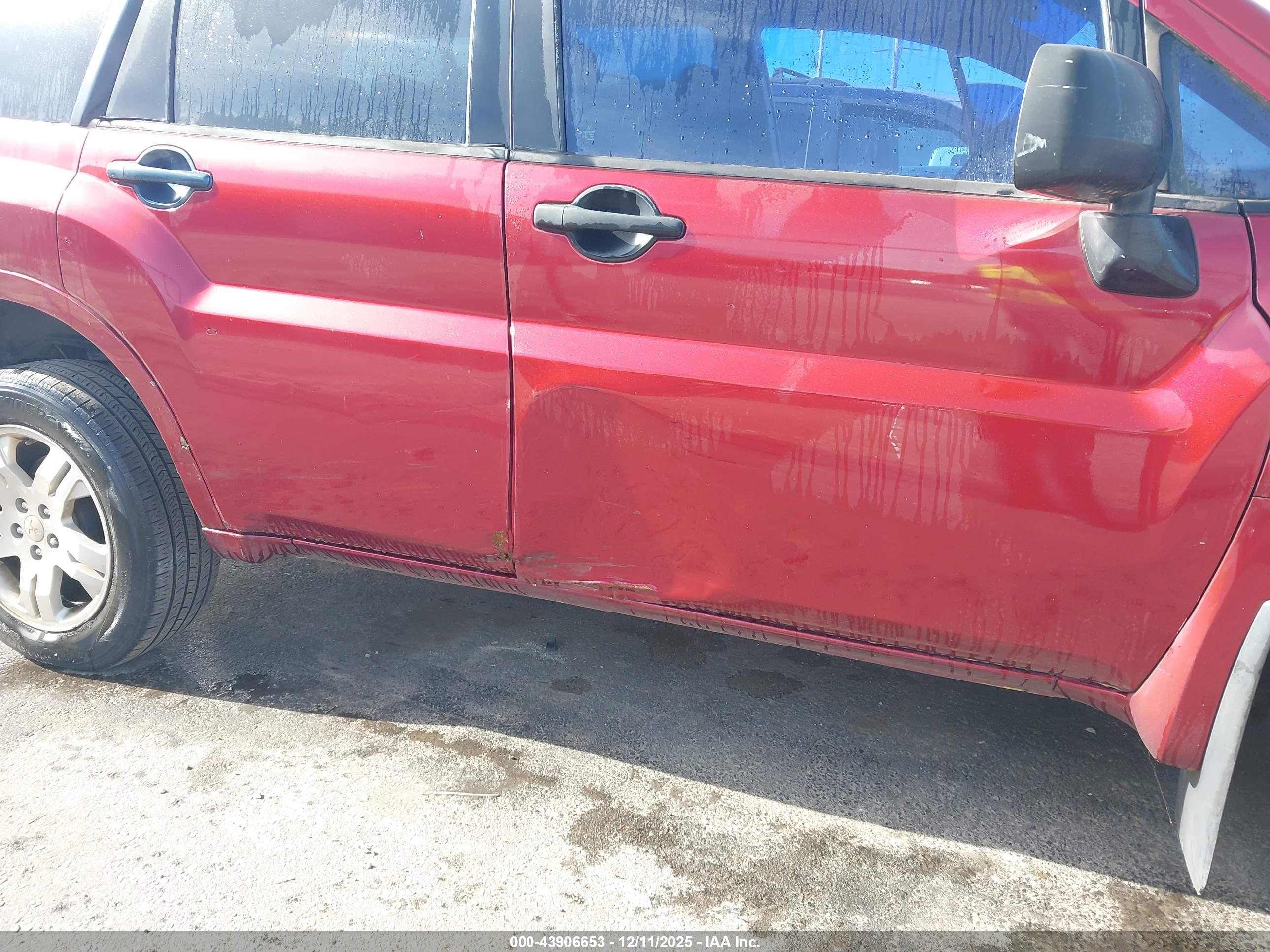 MITSUBISHI ENDEAVOR image 6