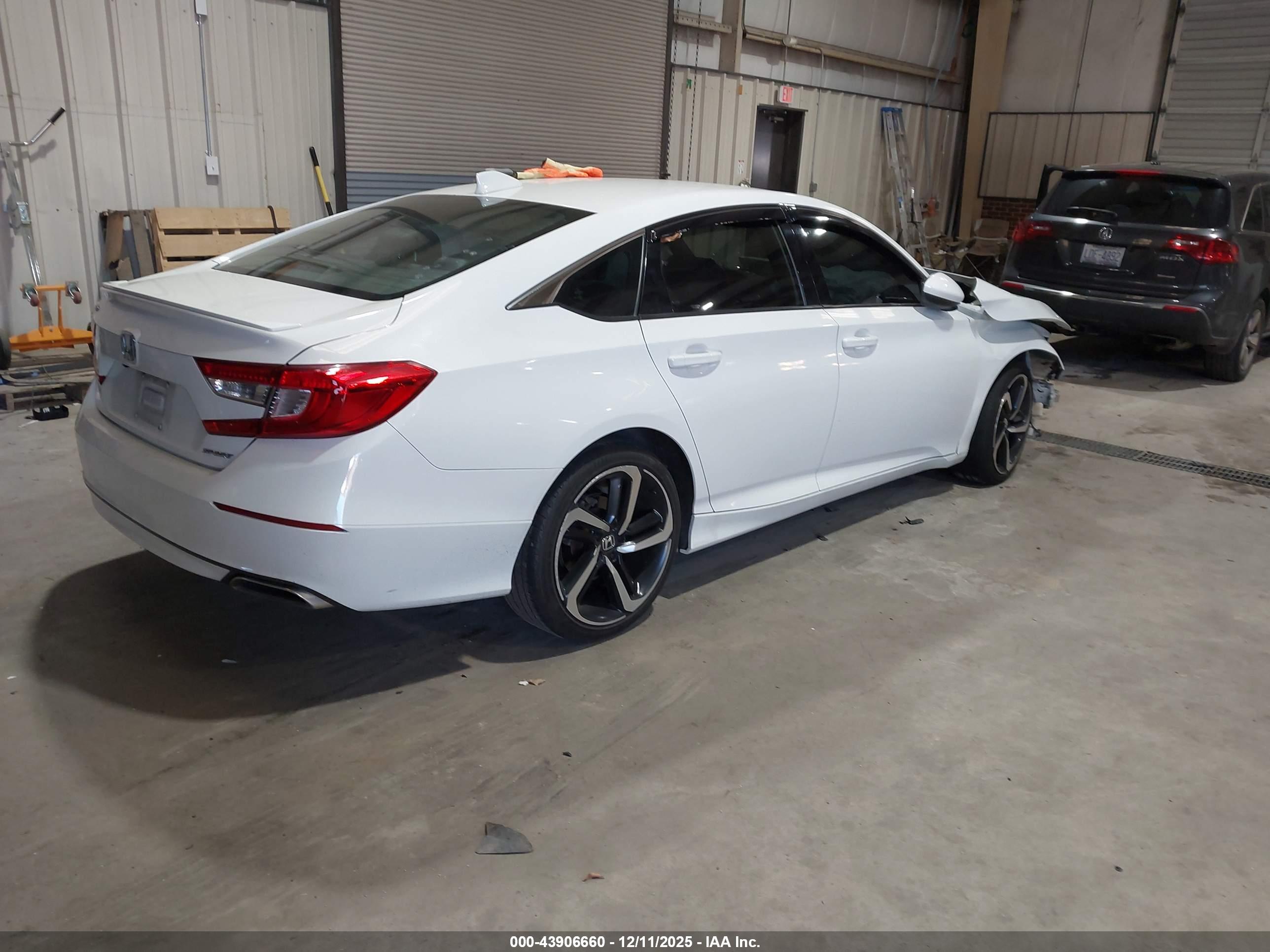 HONDA ACCORD image 4