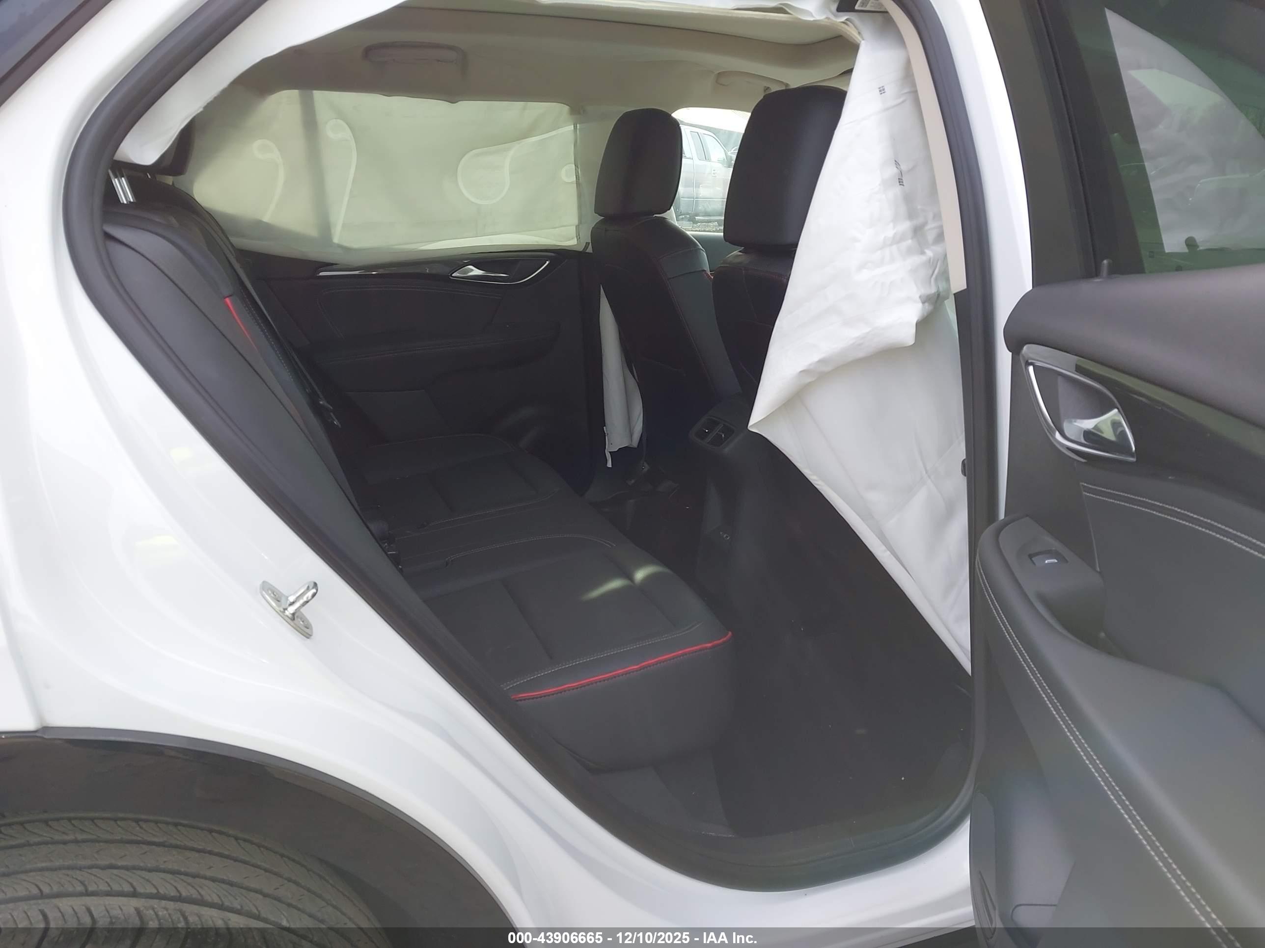 BUICK ENVISION image 8
