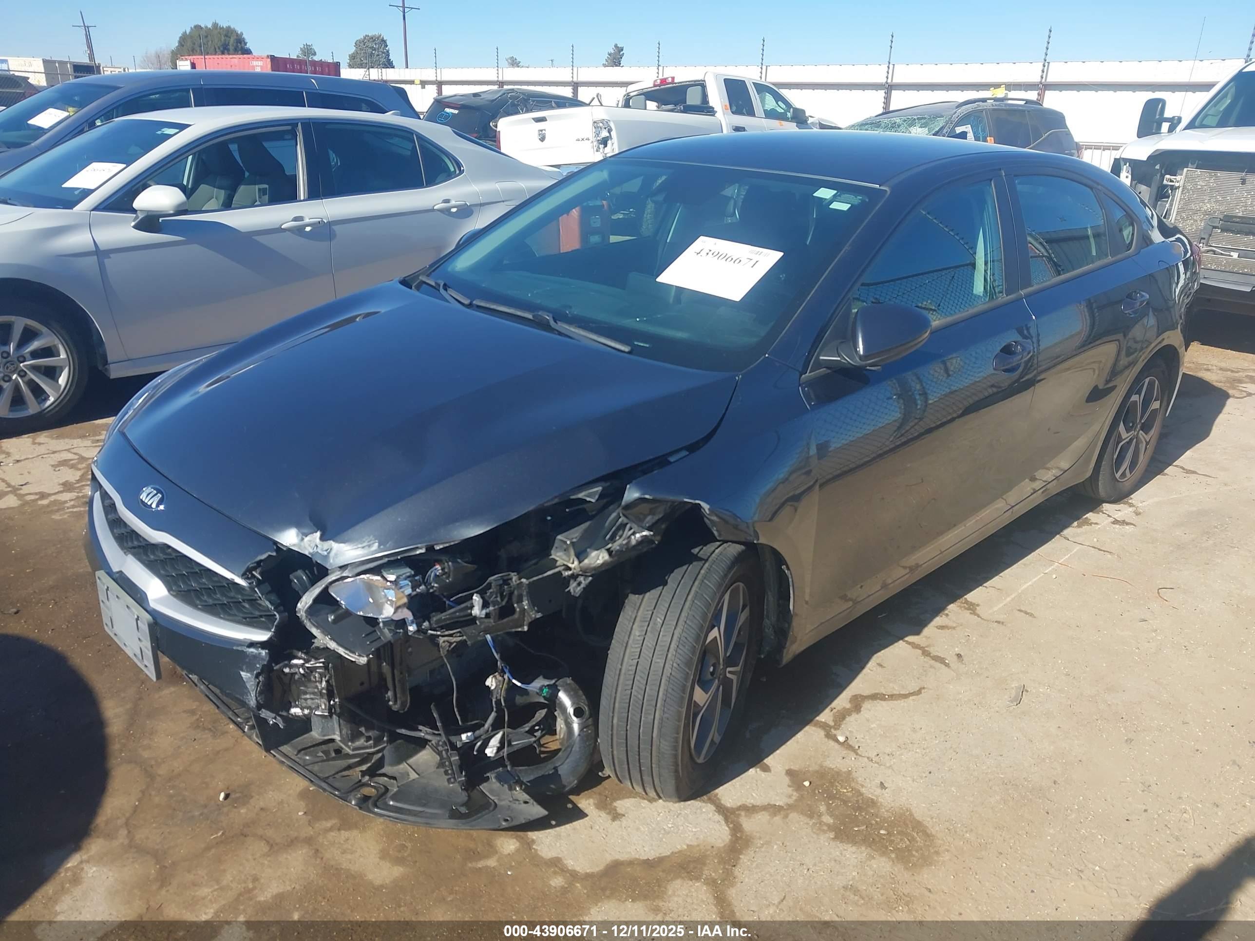 KIA FORTE image 2
