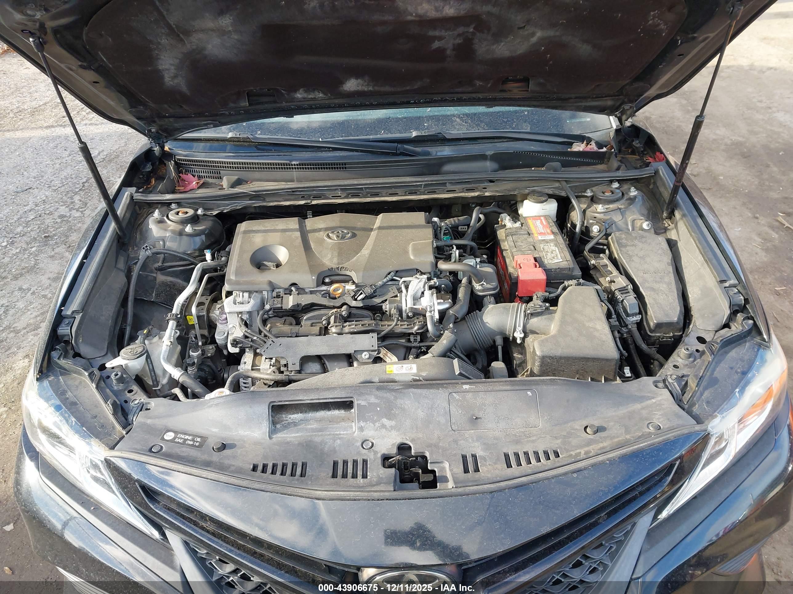 TOYOTA CAMRY image 10