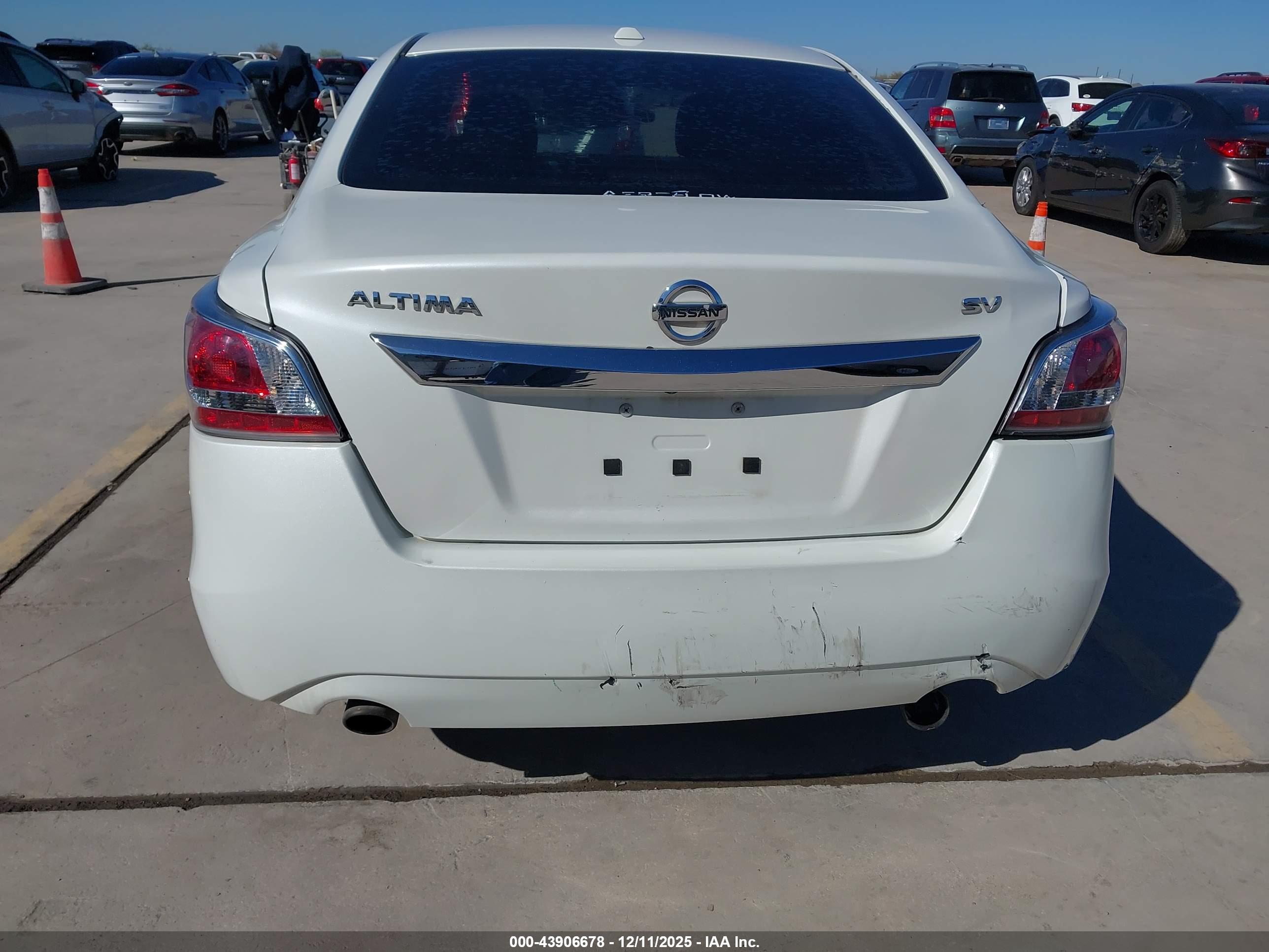 NISSAN ALTIMA image 6