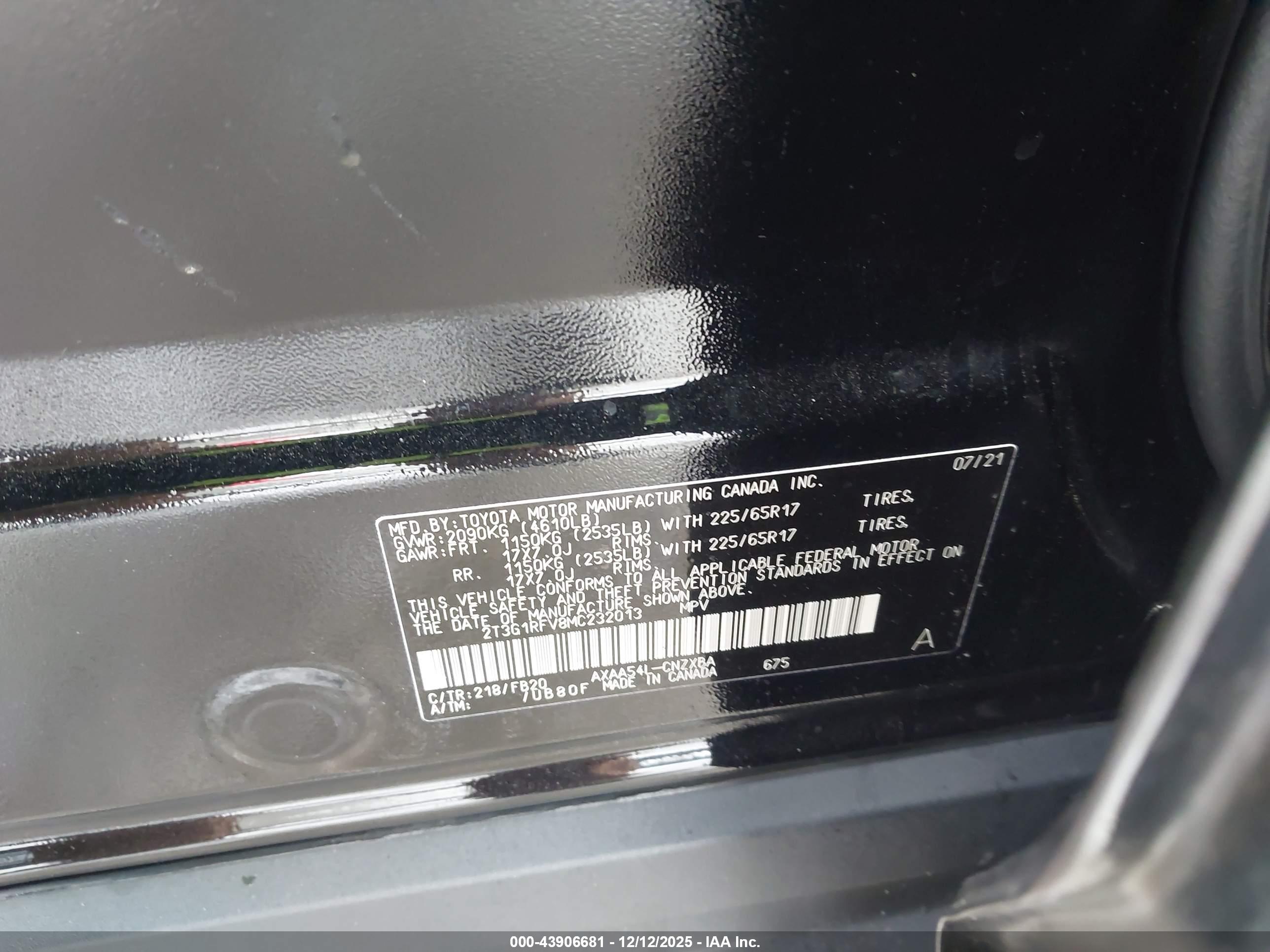TOYOTA RAV4 image 9