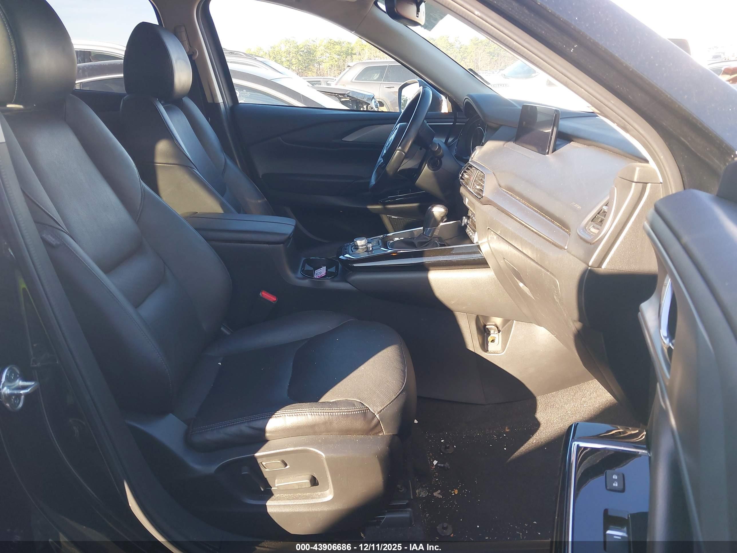 MAZDA CX-9 image 5