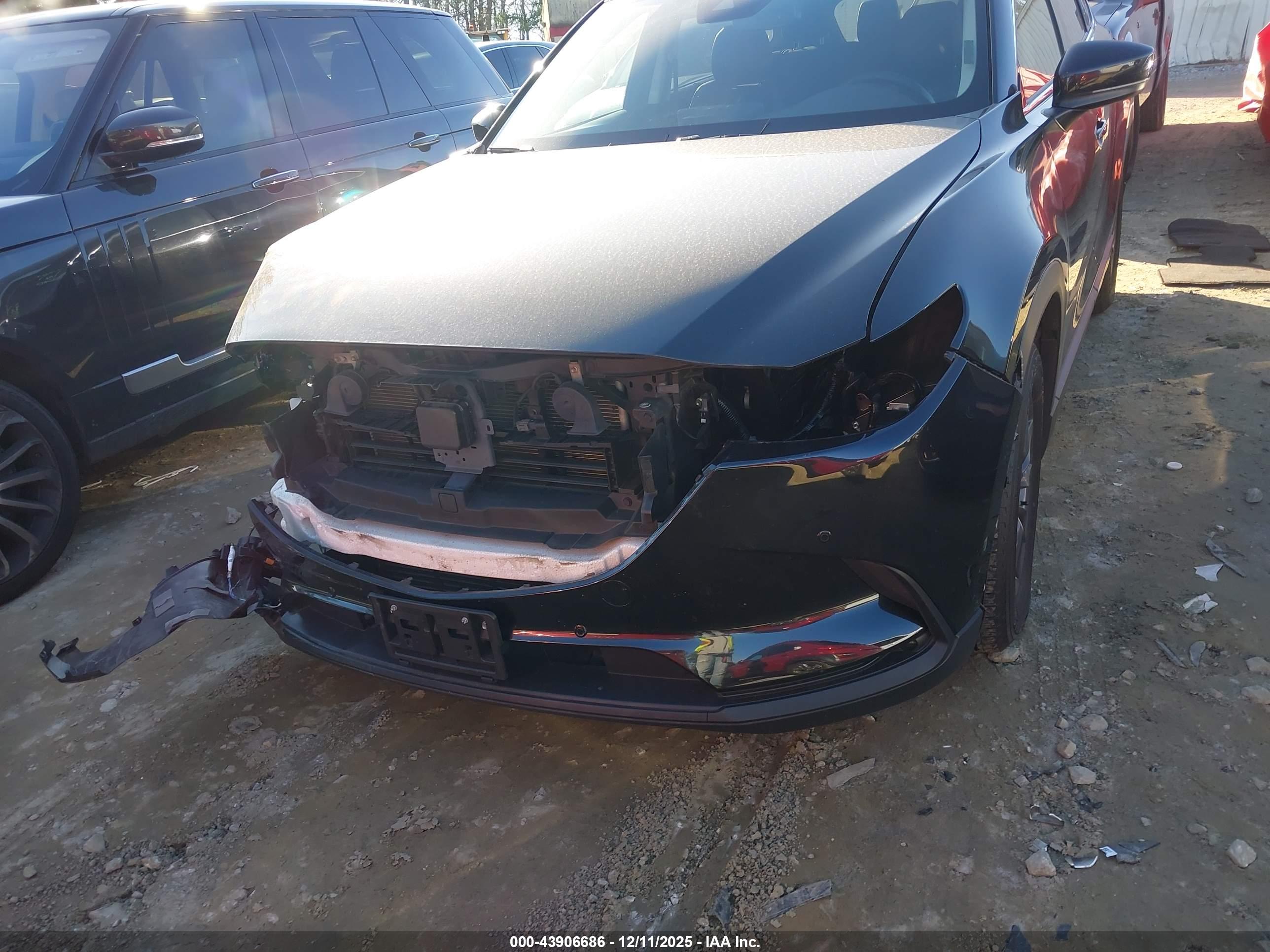 MAZDA CX-9 image 6